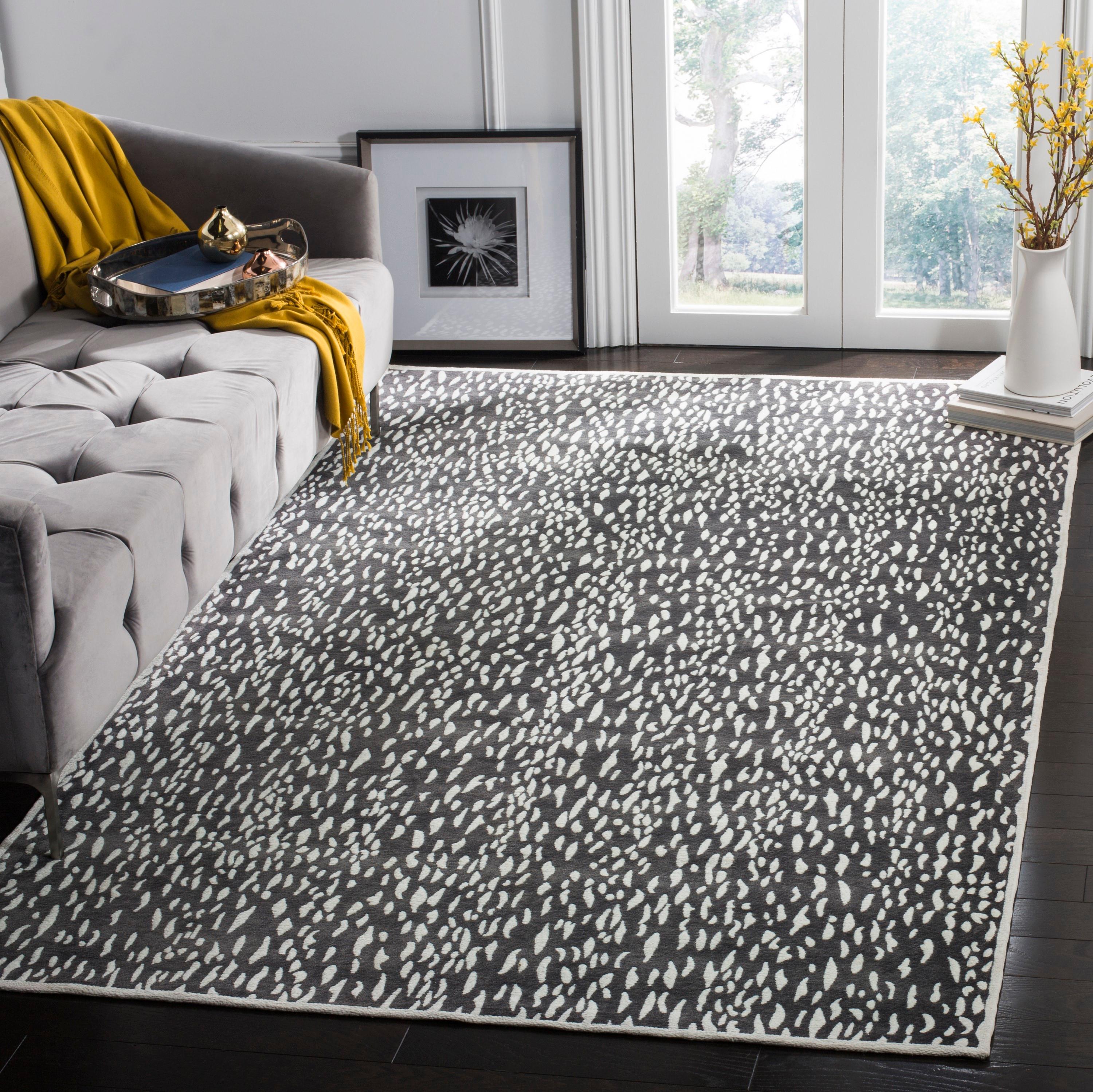 Marbella MRB657 Hand Loomed Accent Rug - Dark Grey/Ivory - 2'3"x4' - Safavieh.