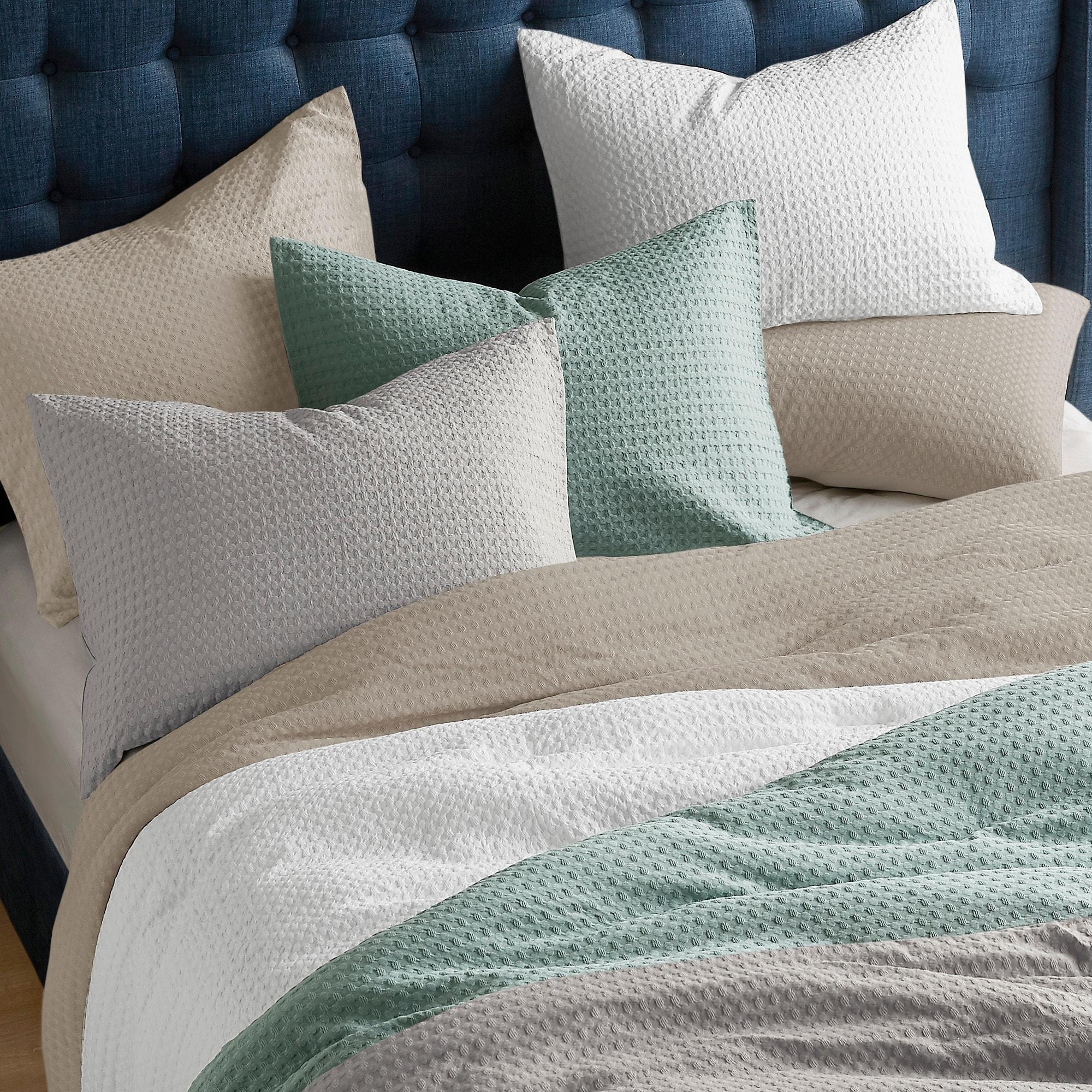 Comfort Spaces Sage Green Queen Comforter Set - 3 Pieces Breathable Dotted Weave Texture Comforter Sets, Modern Farmhouse Boho Comforter & Shams, All Season Microfiber Queen Bed Set, Full/Queen