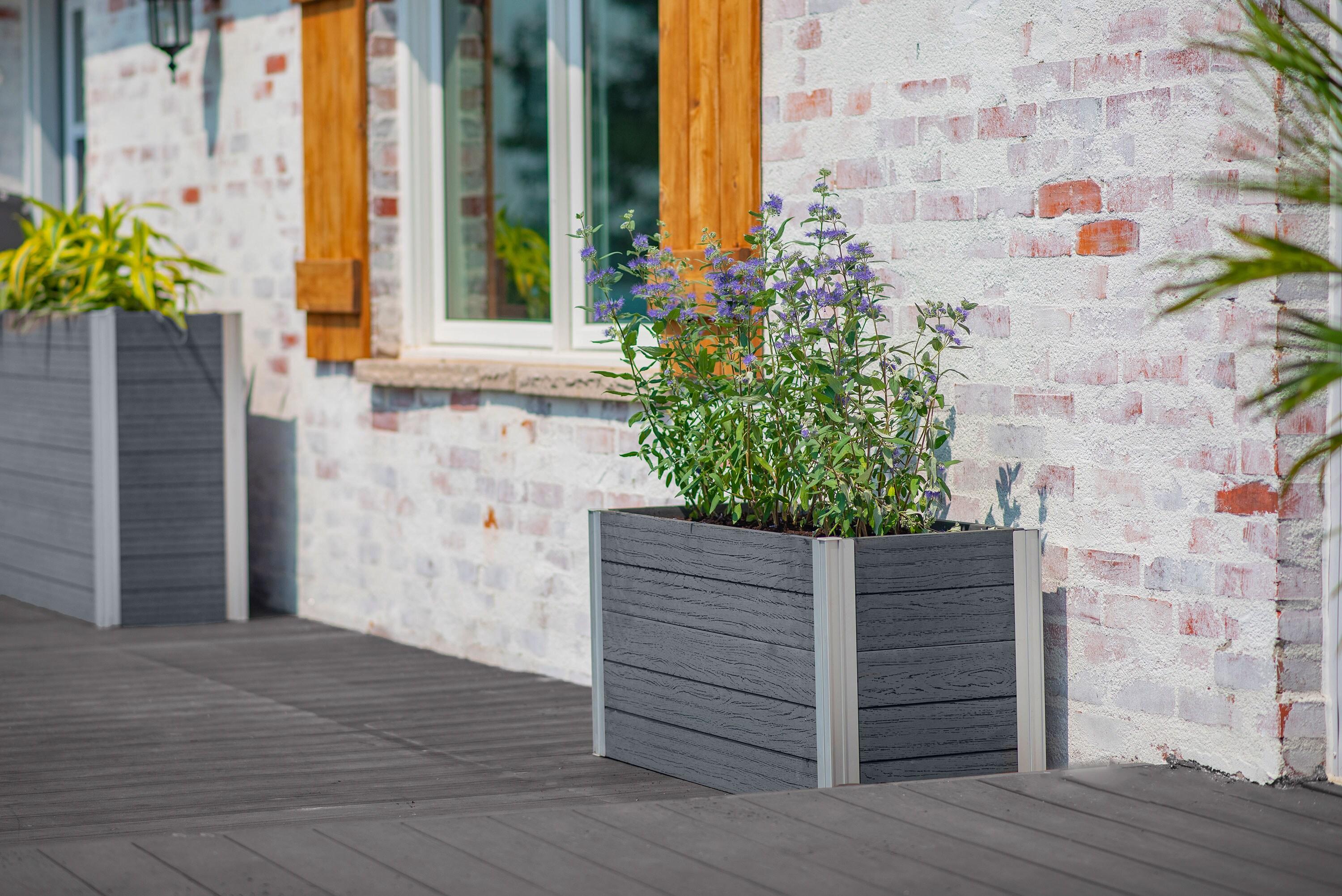 Urbana Planter Box