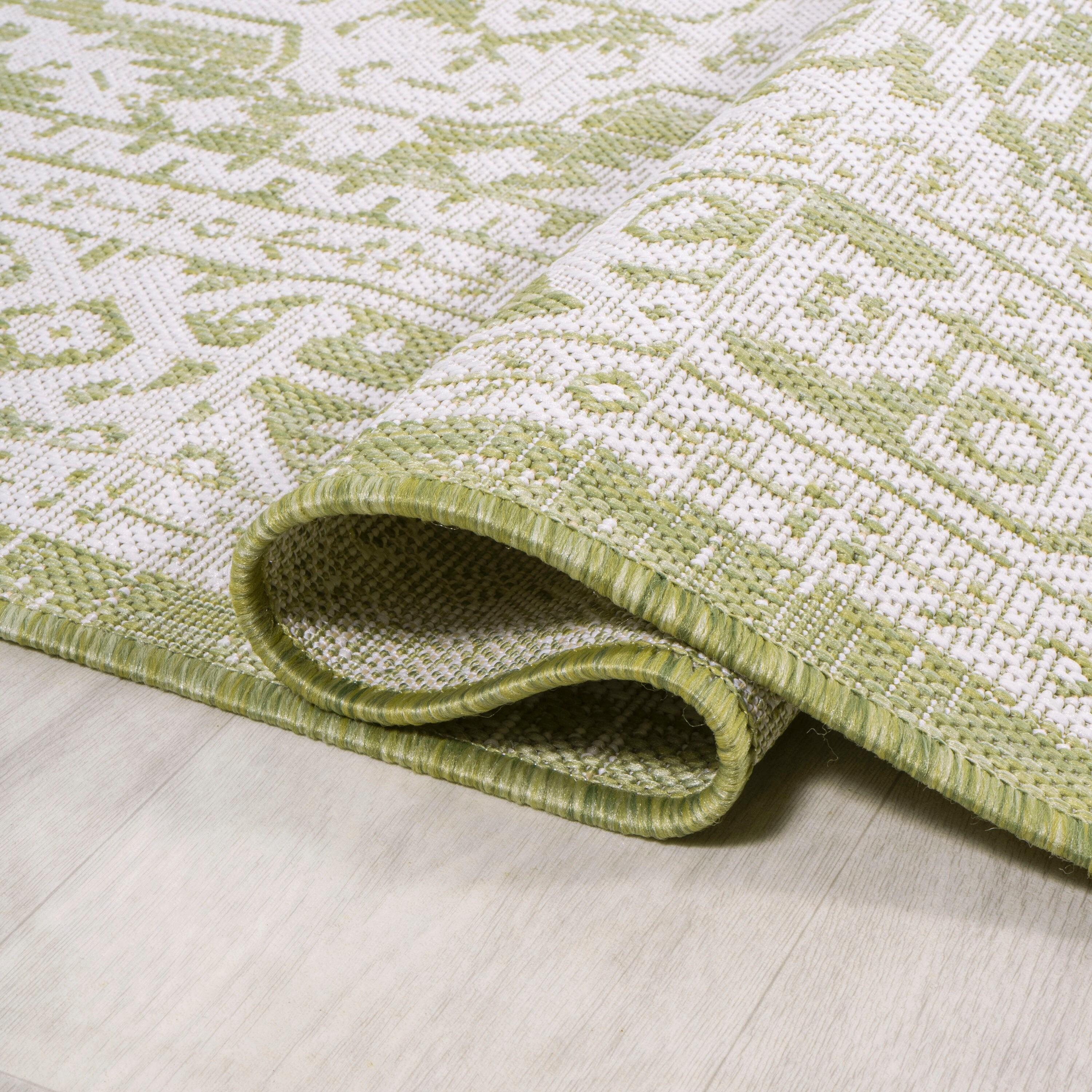 5' x 8' Sinjuri Medallion Textured Weave Indoor/Outdoor Area Rug, Green/Cream - JONATHAN Y