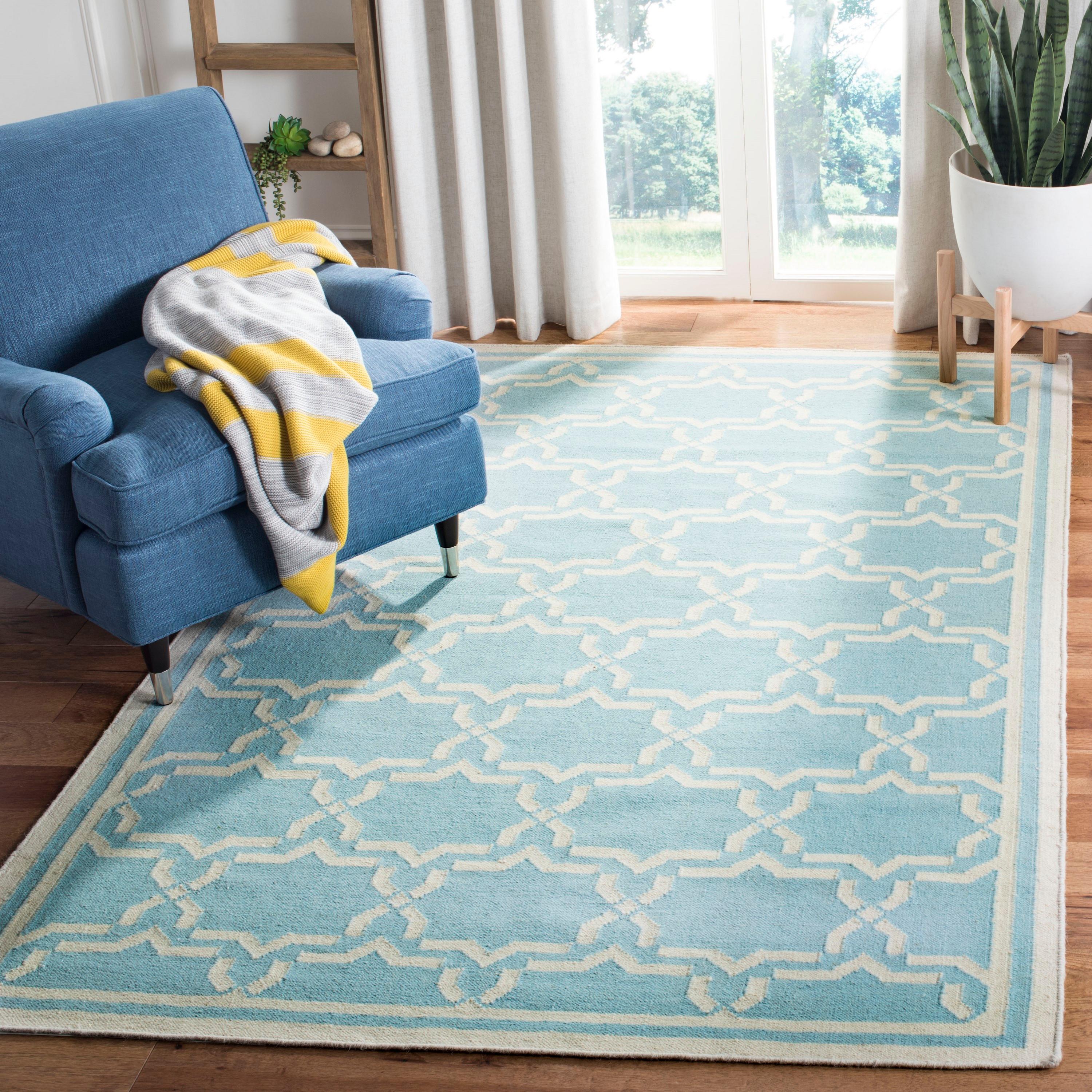SAFAVIEH Dhurrie Myles Geometric Moroccan Wool Area Rug, Light Blue/Ivory, 3' x 5'