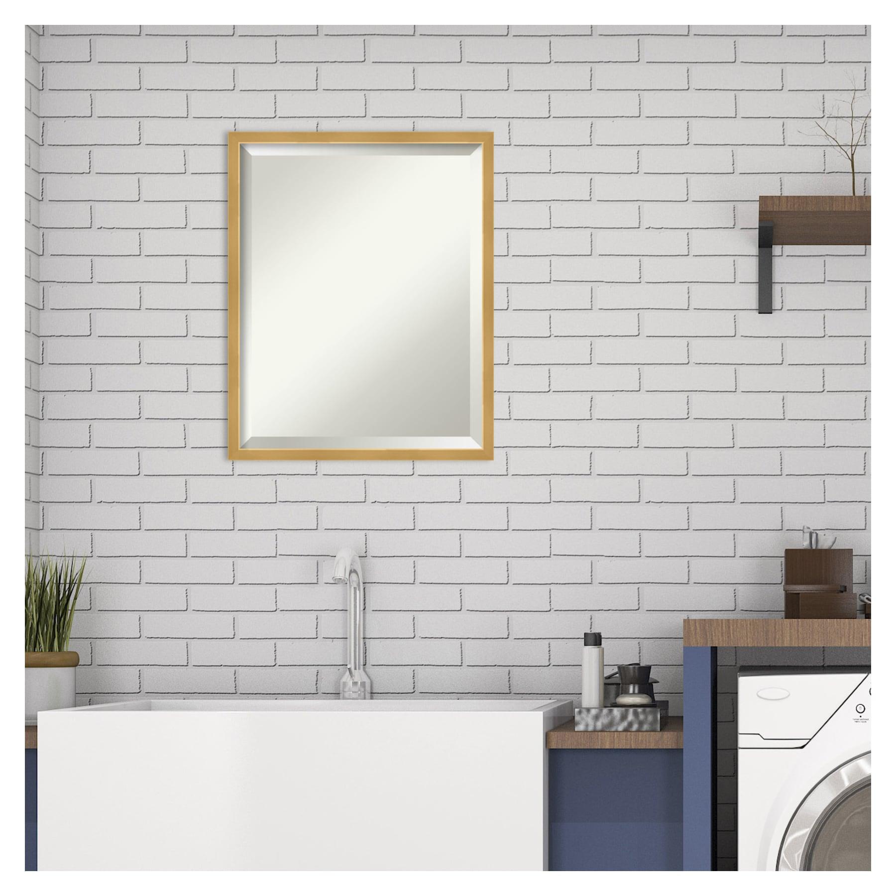 Amanti Art Espejo de Pared de Madera Biselada Dorada Pulida Svelte 21,5 x 17,5 Pulgadas.