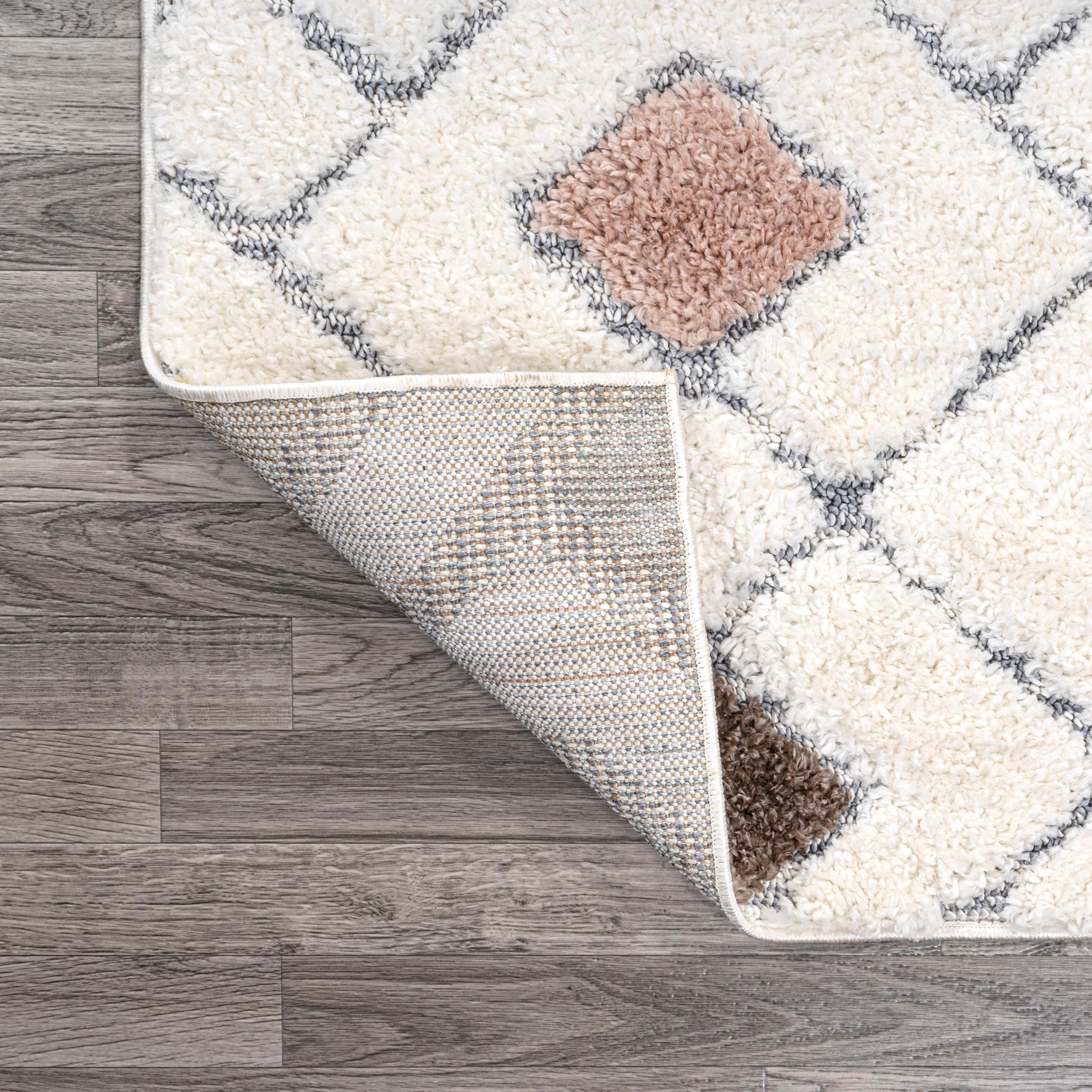 3' x 5' Astrid Retro Trellis High-Low Area Rug, Multi/Cream - JONATHAN Y