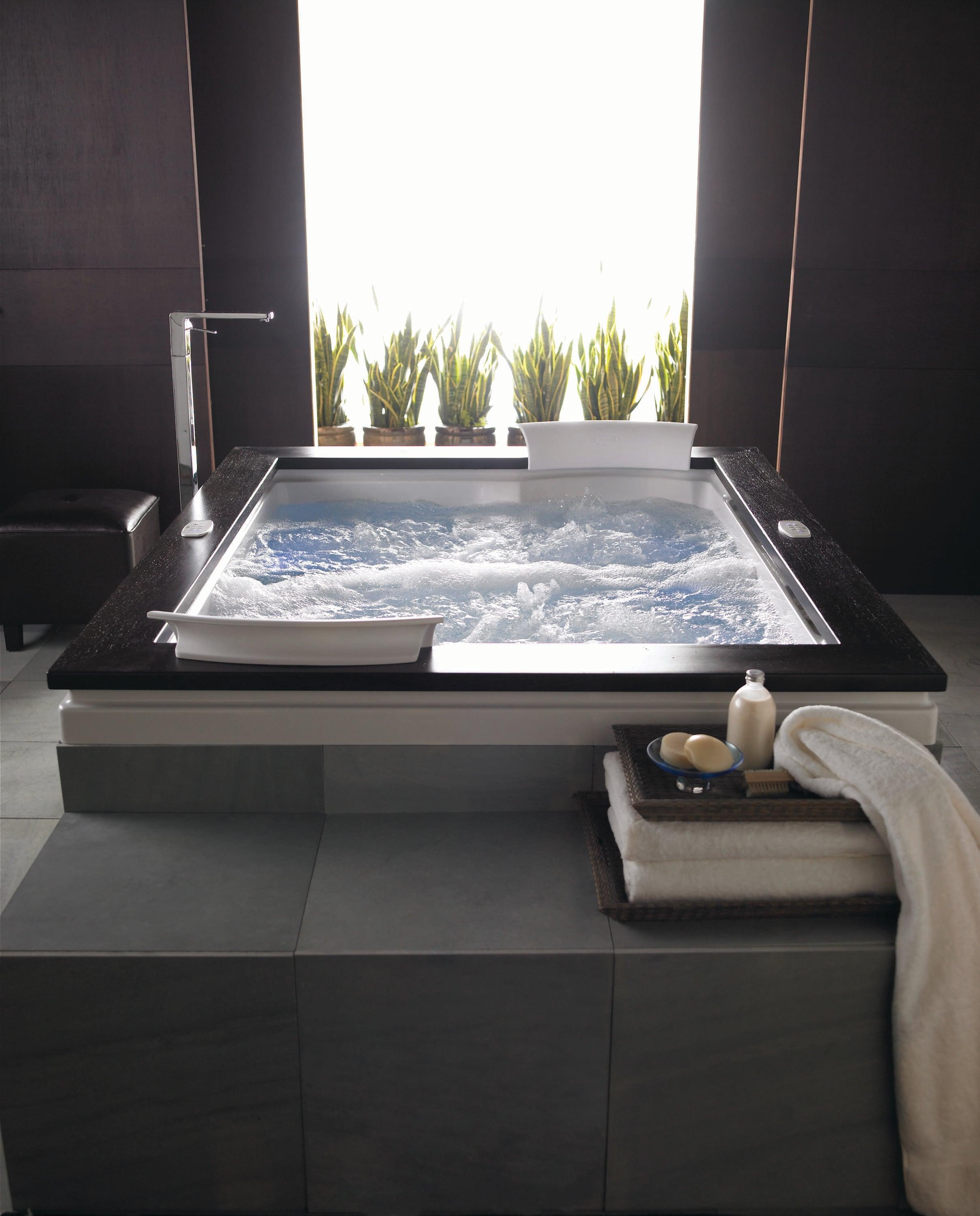 Fuzion® 71.75" x 59.75" Whirlpool Bathtub with Light and Heater