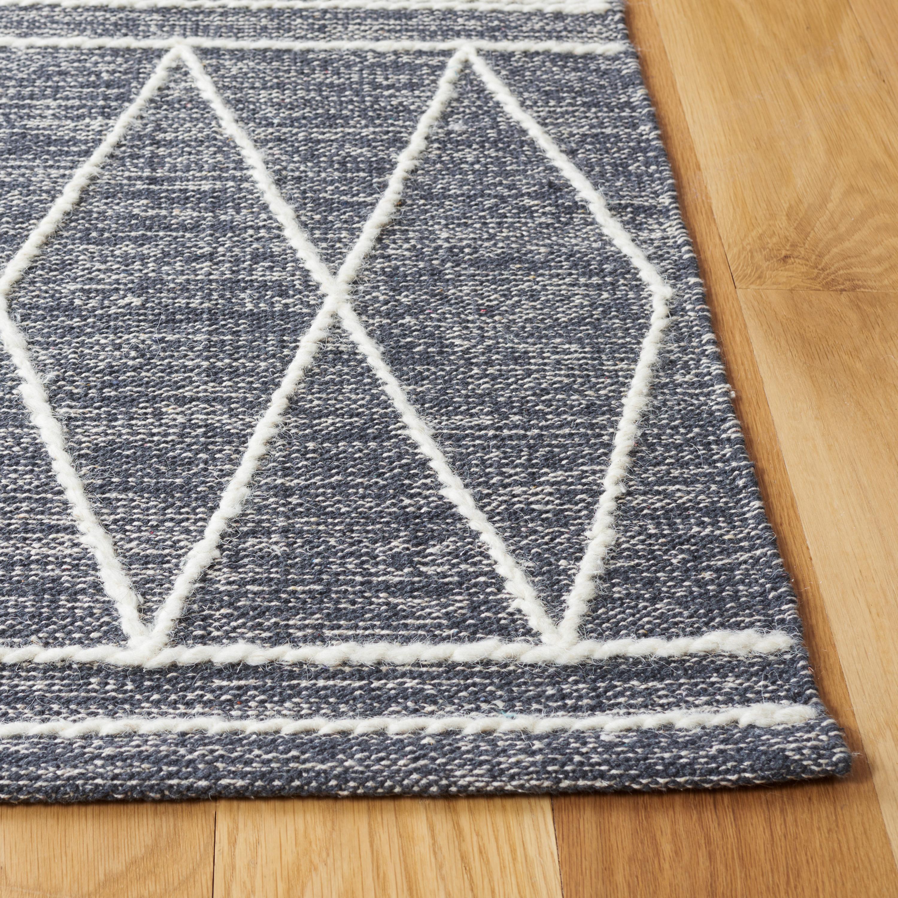 Steelside™ Holtby Southwestern Hand-Woven Flatweave Charcoal/Ivory Area Rug