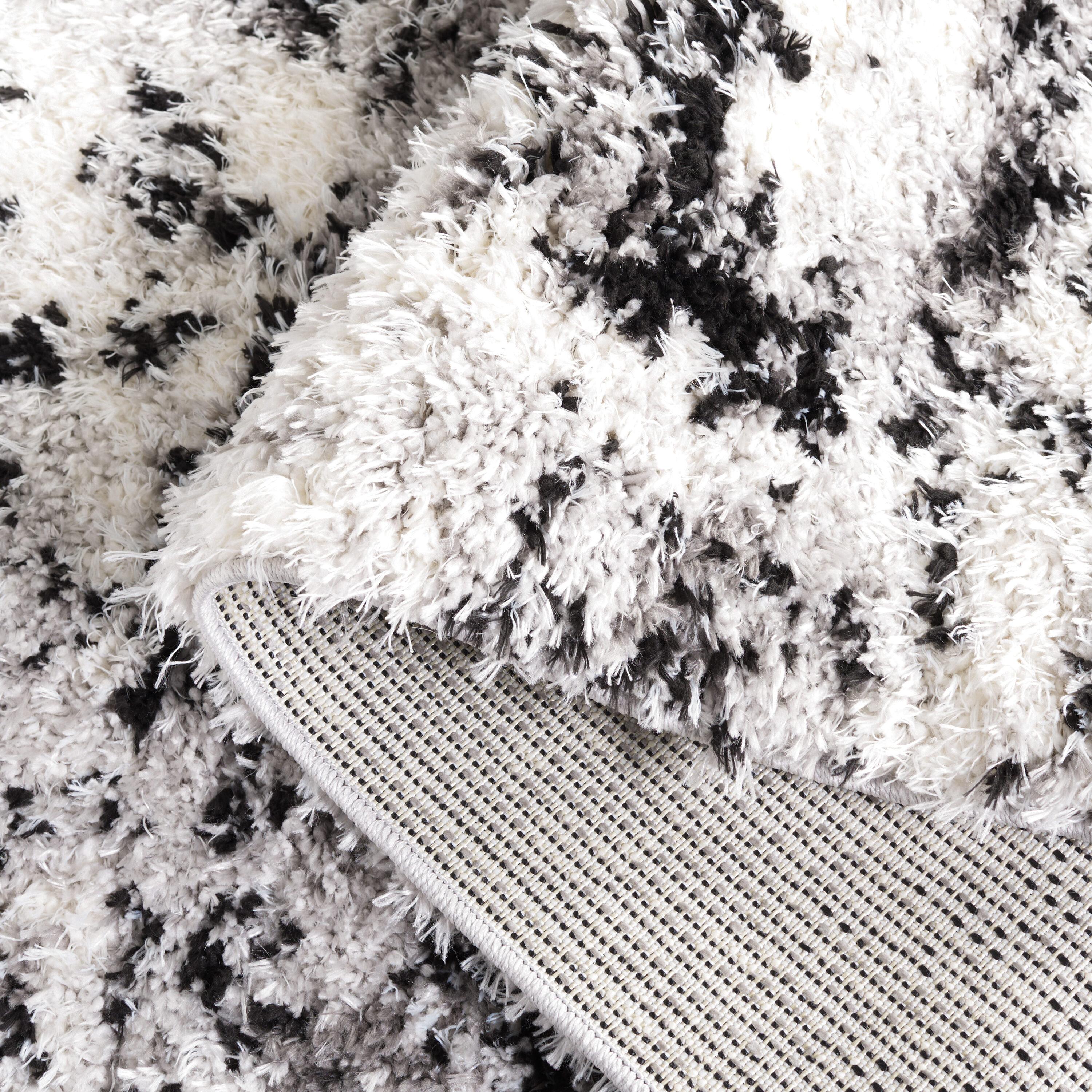 SAFAVIEH Lindsay Edna Distressed Polyester Shag Area Rug, Grey/Black Ivory, 5'3" x 7'6"