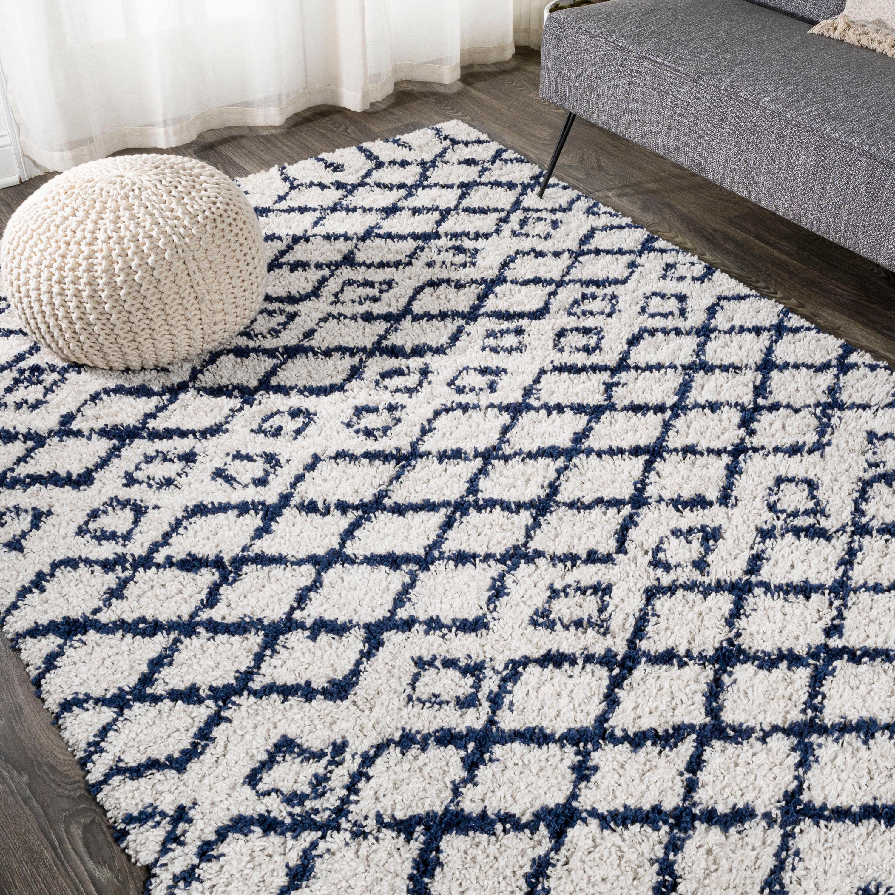 4'x6' Sineu Moroccan Diamond Shag Area Rug, Beige/Navy - JONATHAN Y