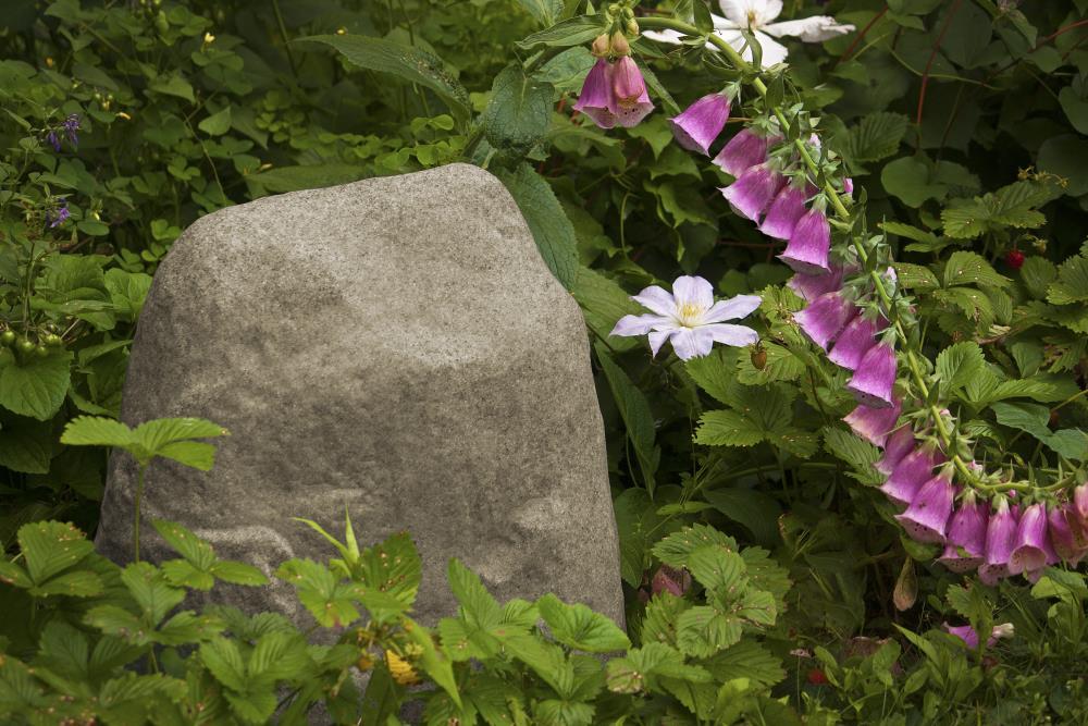 14" Resin Small River Rock Statuary - Sand - Emsco