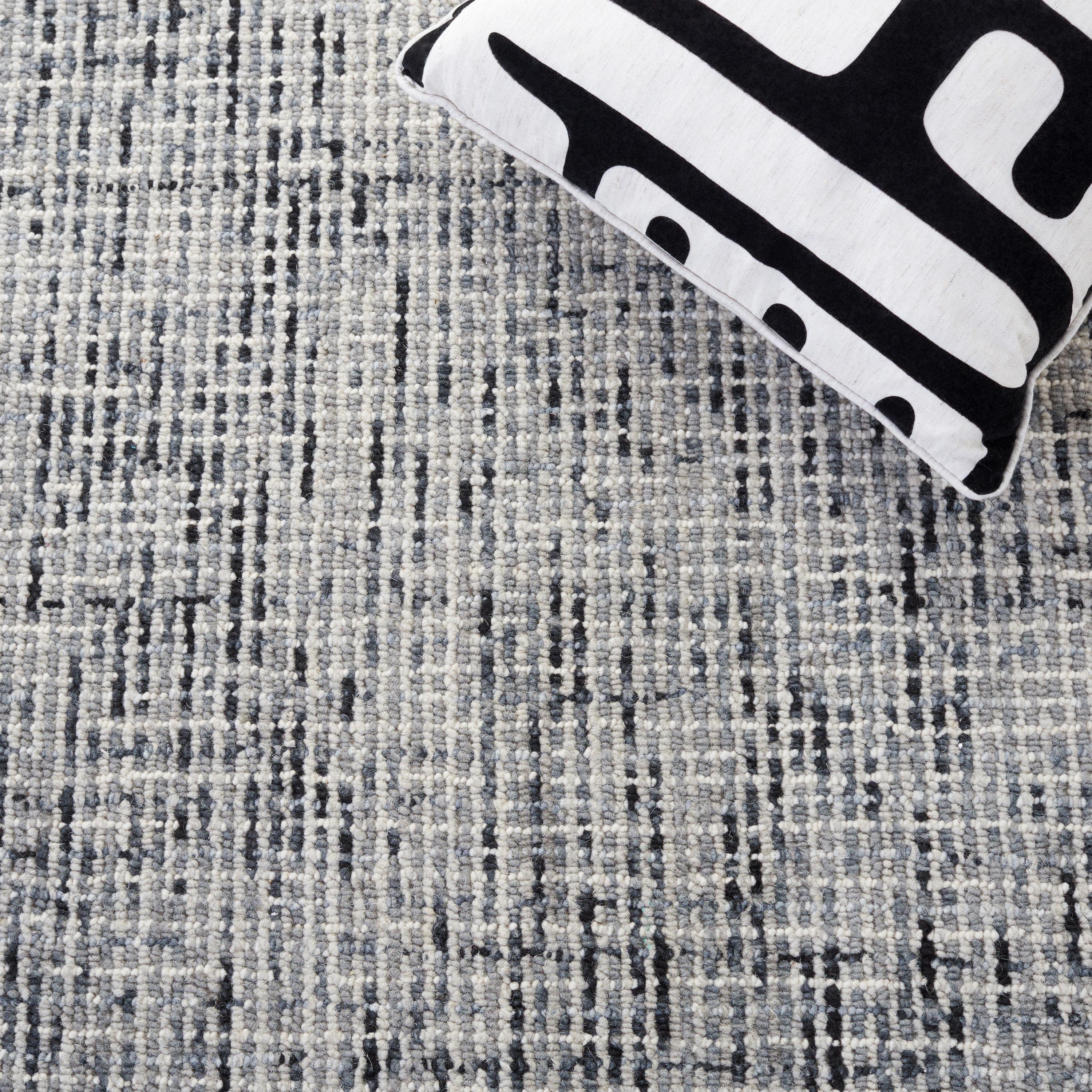 Abstract ABT468 Handmade Indoor Area Rug - Dark Grey/Ivory - 6'x9' - Safavieh
