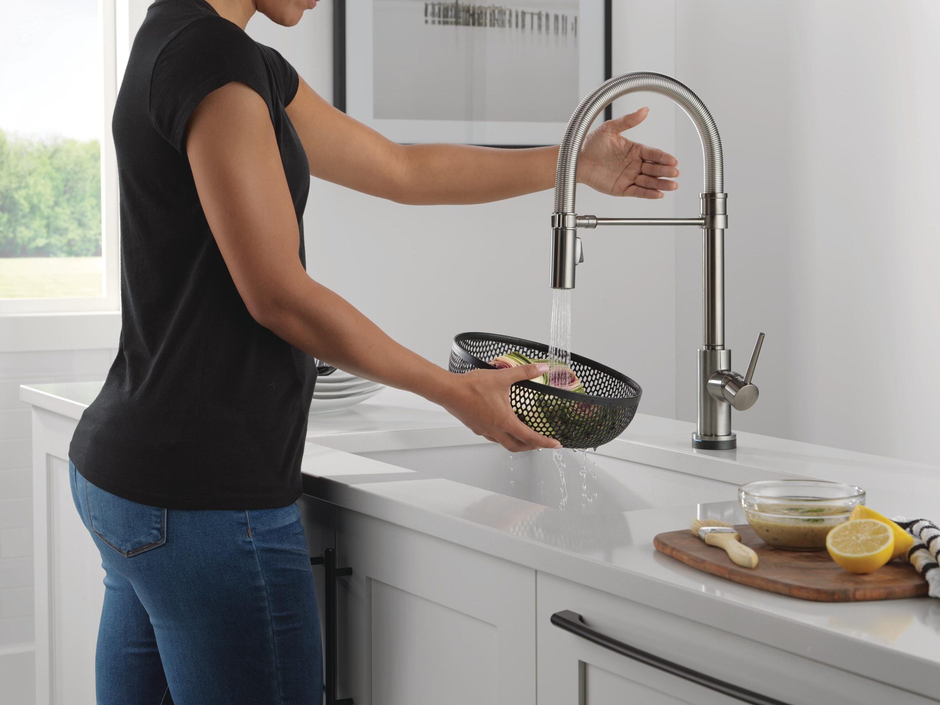 Trinsic Pro Pull Down Touch Single Handle Kitchen Faucet with Accessories