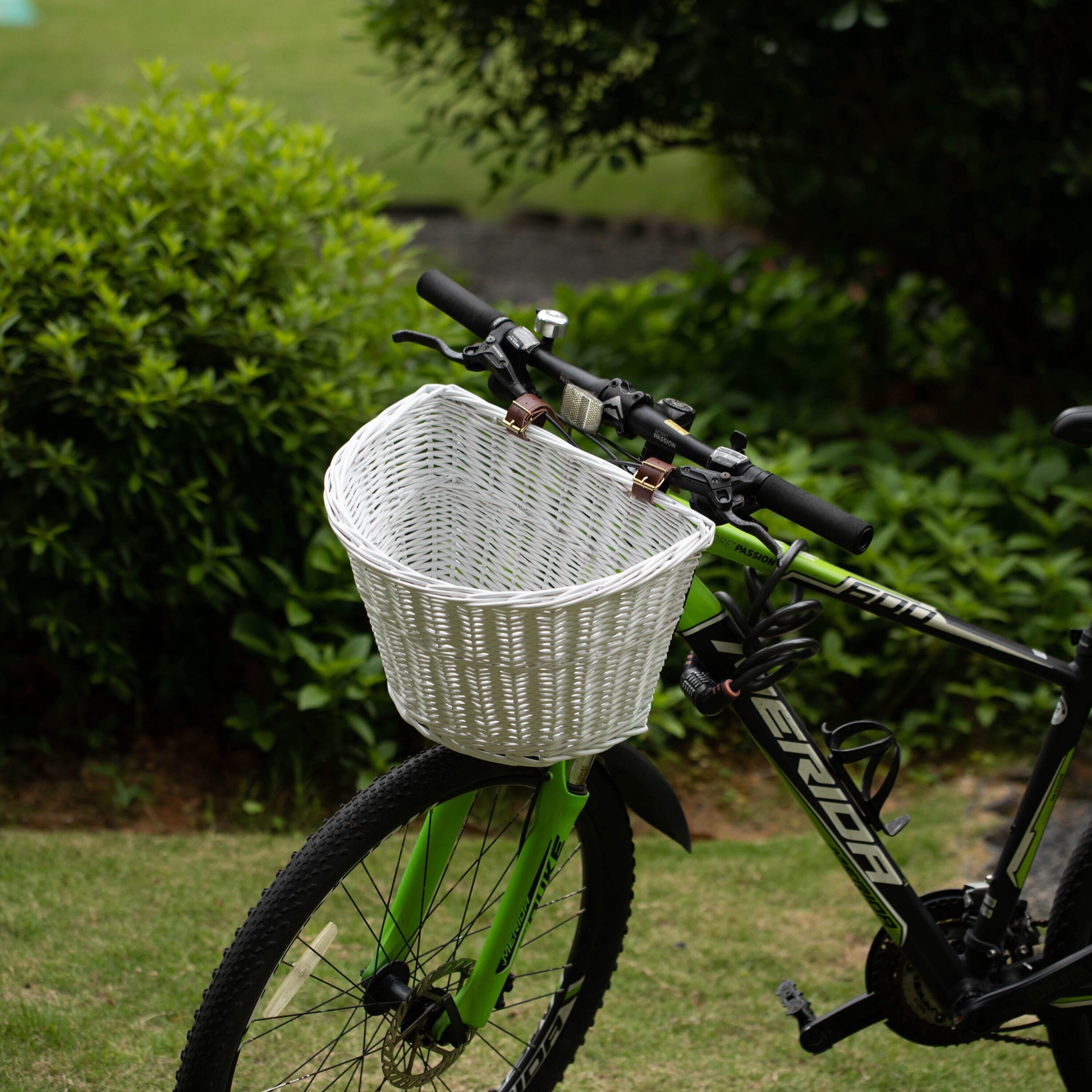Wicker Front Cargo Bike Basket - Perfect for Riders of All Ages and Genders - for Beach Cruiser, Stationary Bike, E-bike, or Road Bike