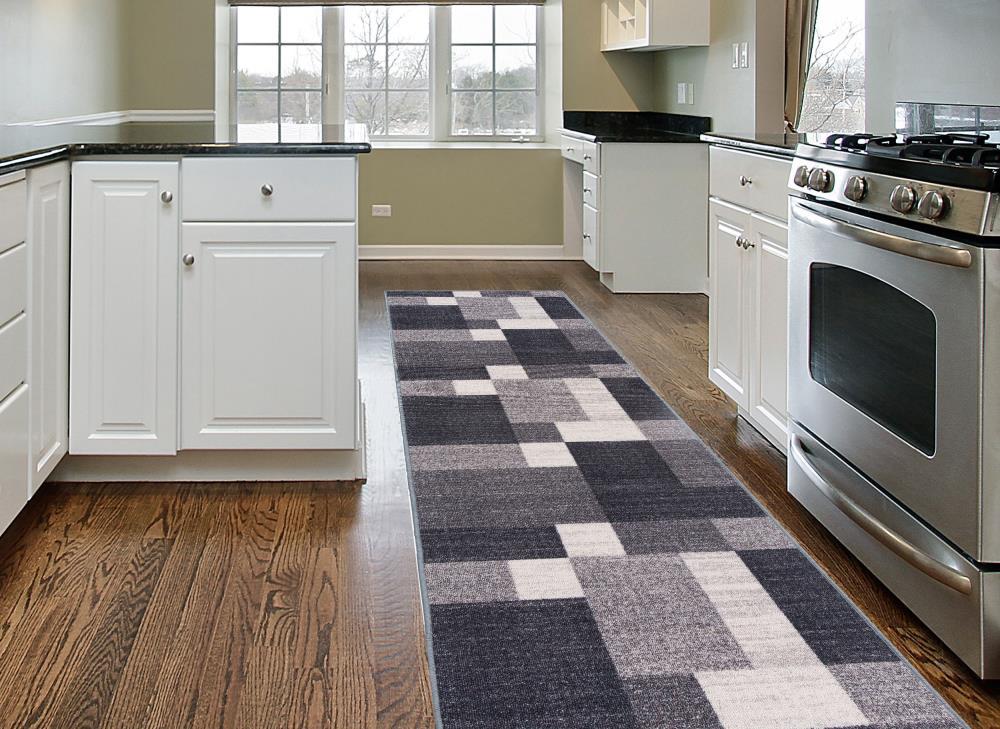 Gray Geometric Non-Slip Washable Runner Rug 2' x 7'