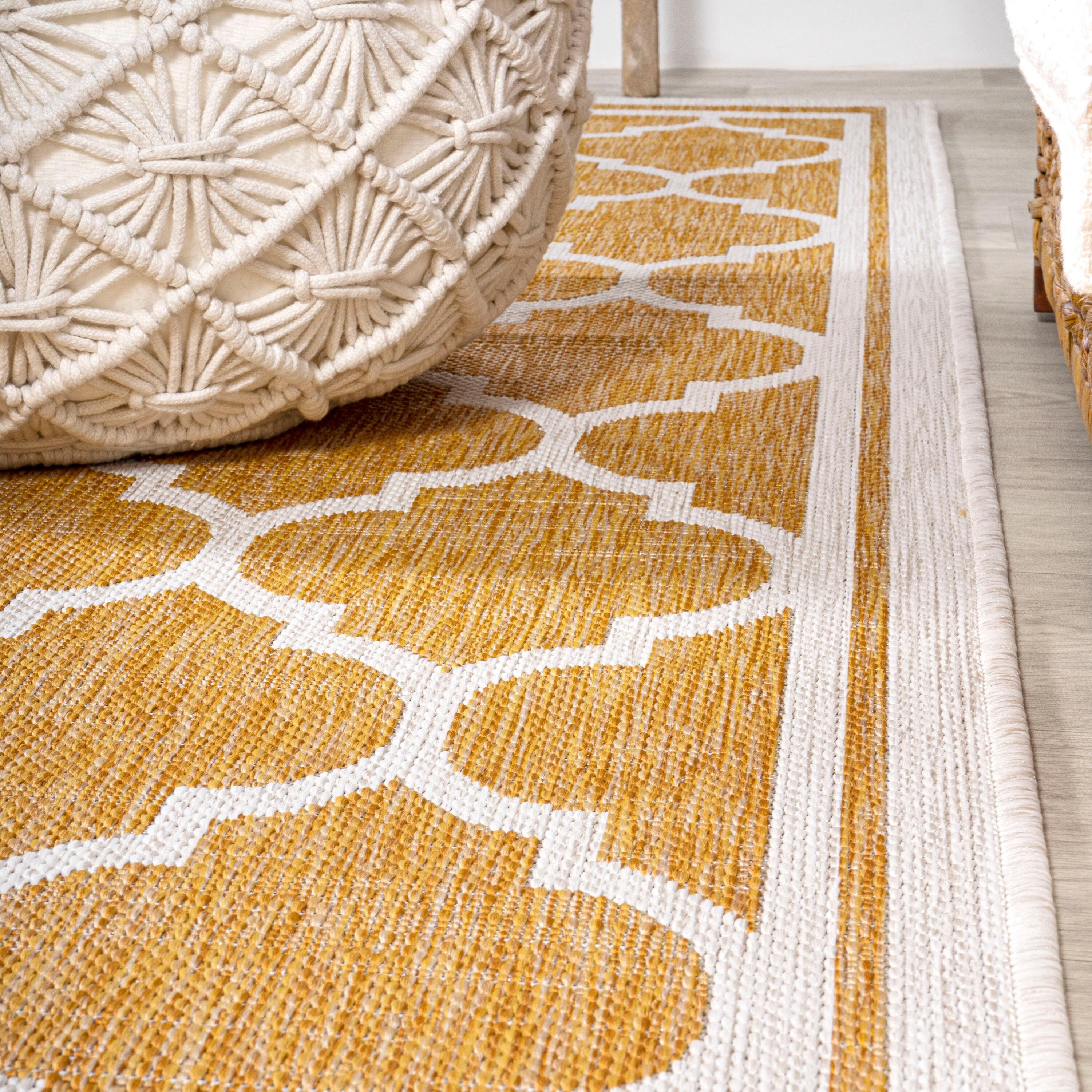 5' x 5' Trebol Moroccan Trellis Textured Weave Indoor/Outdoor Area Rug, Yellow/Cream - JONATHAN Y