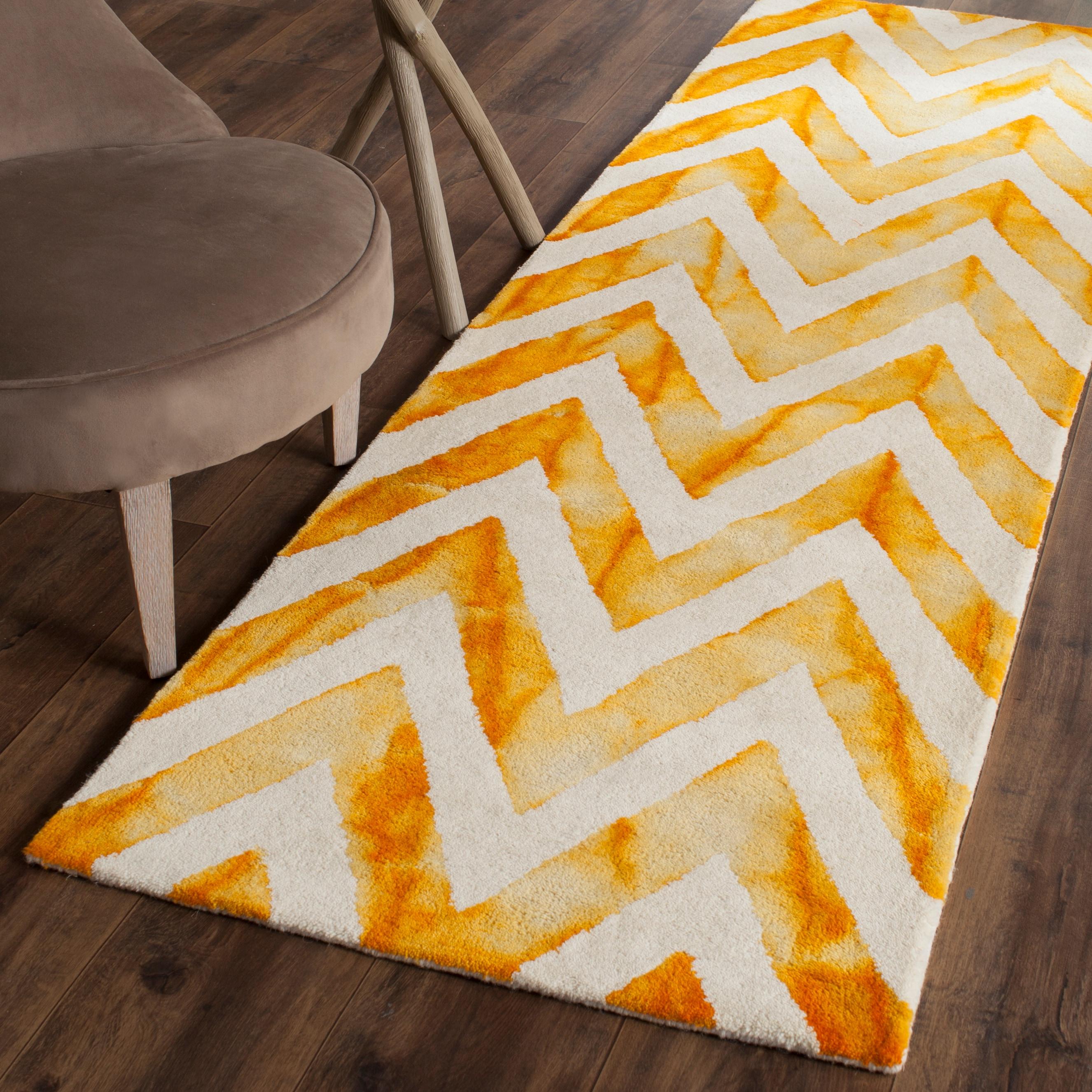 Dip Dye DDY715 Hand Tufted Runner Rug - Ivory/Gold - 2'3"x8' - Safavieh.