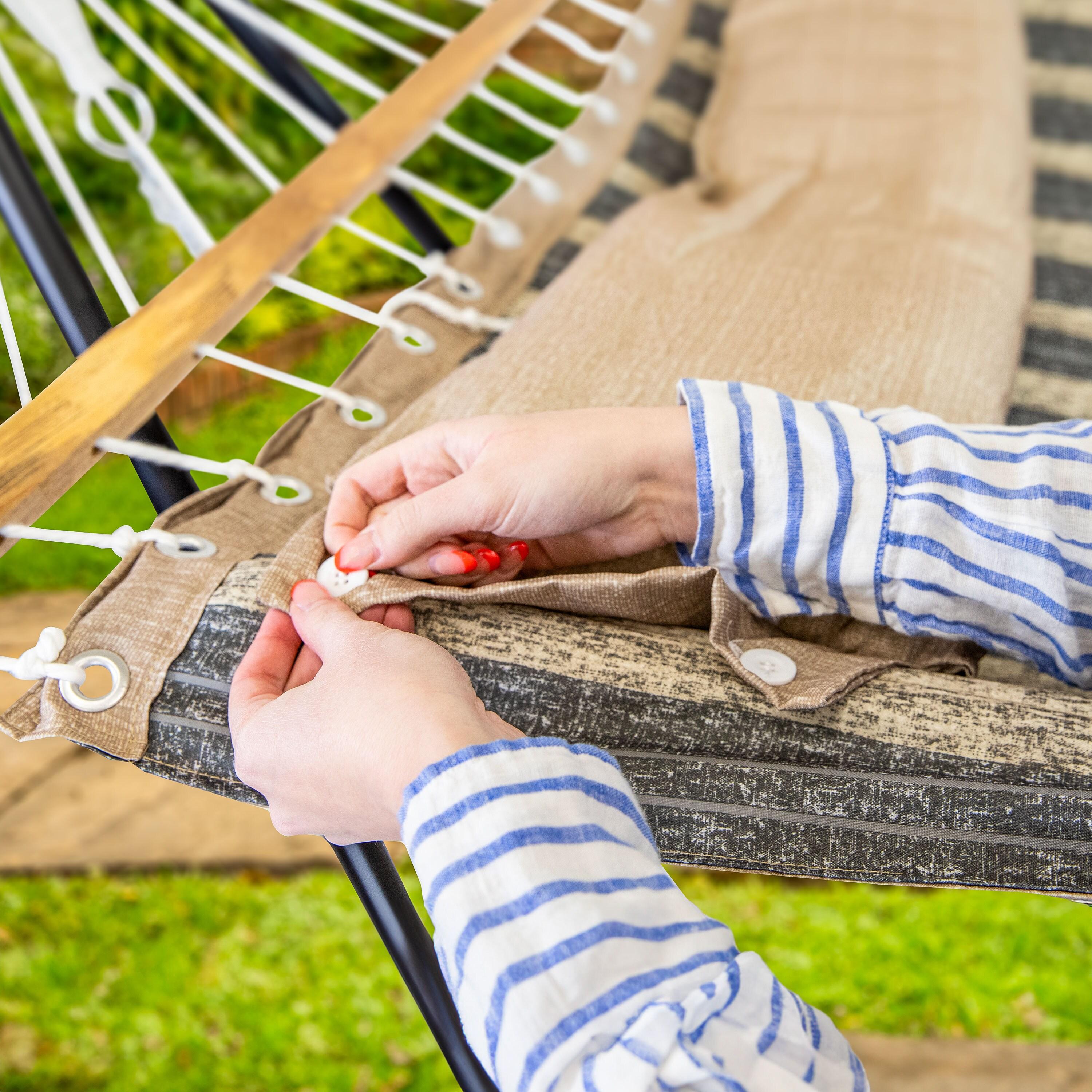 2-Person Quilted Polyester Spreader Bar Hammock