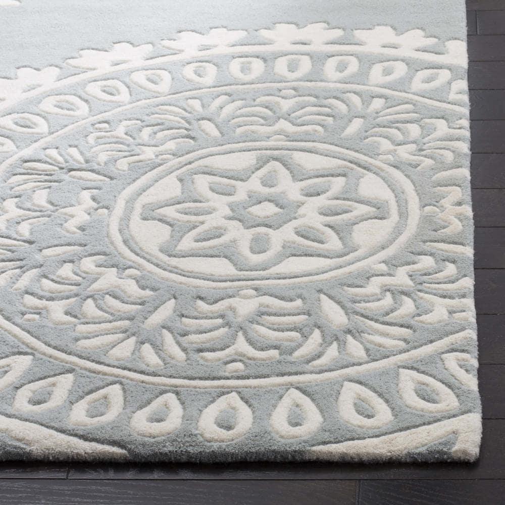 Bella BEL121 Hand Tufted Area Rug - Grey/Ivory - 7'x7' - Safavieh.