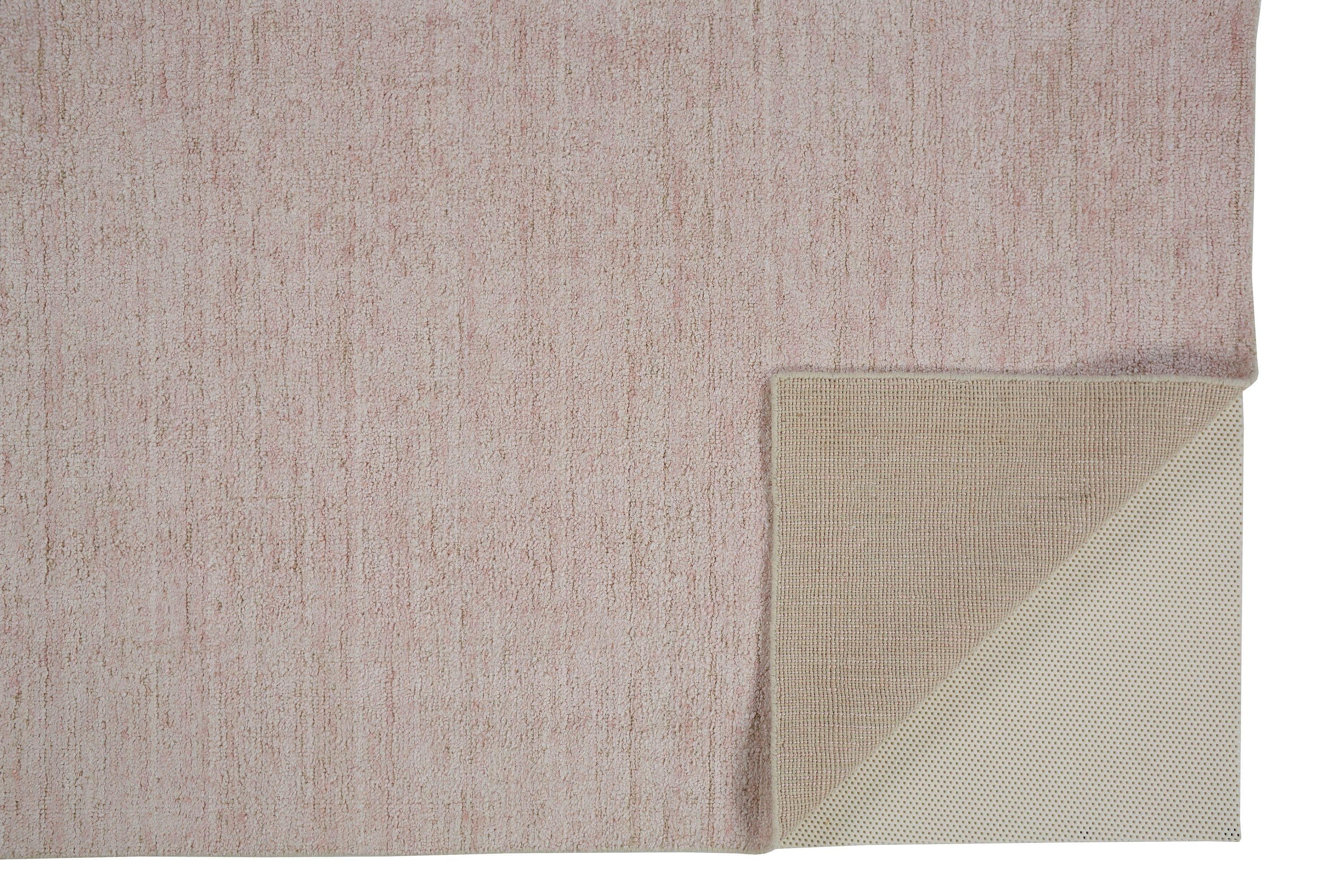 Delino Transitional Solid Area Rug