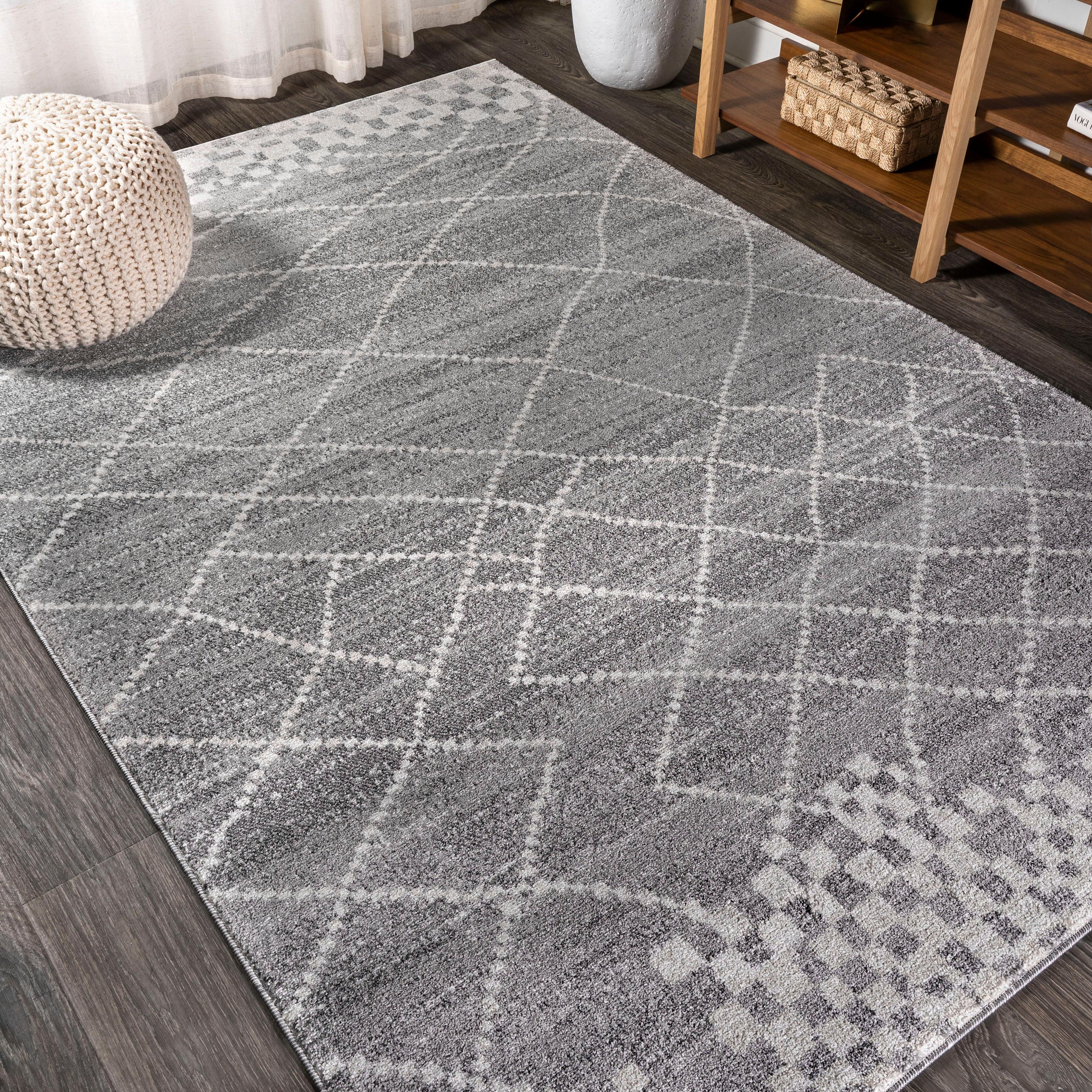 4'x6' Asilah Moroccan Modern Diamond Area Rug, Gray - JONATHAN Y