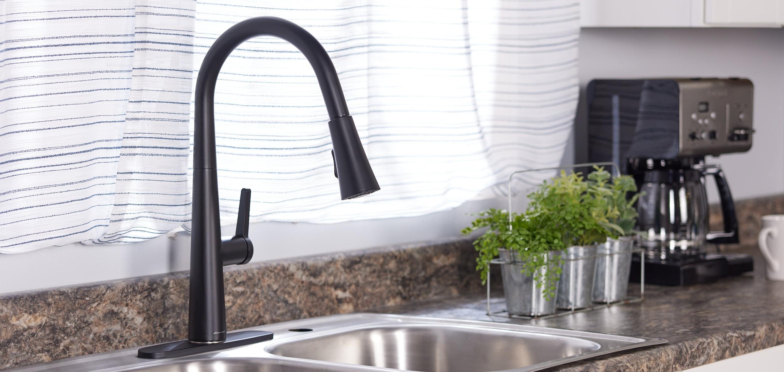 Allen roth Bryton Matte Black 1-Handle Deck-Mount Pull-Down Handle Kitchen Faucet (Deck Plate Included)