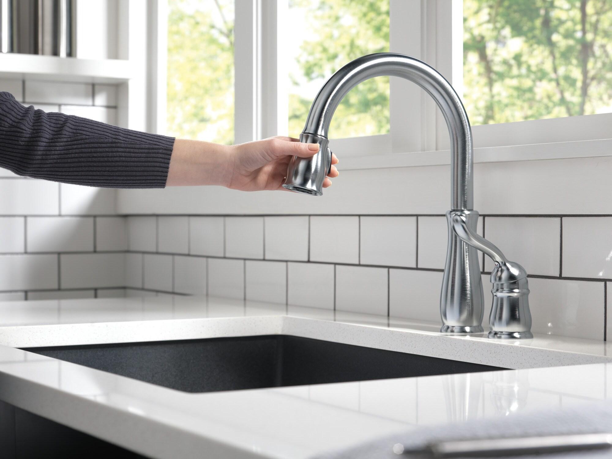 Leland Pull Down Sprayer Kitchen Sink Faucet, Single Handle Kitchen Faucet