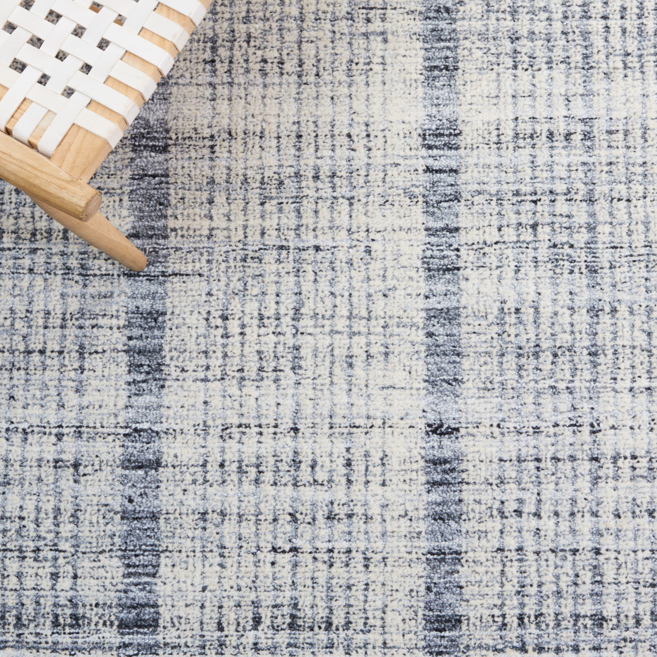 Metro MET991 Hand Tufted Indoor Area Rug - Light Grey/Ivory - 5'x8' - Safavieh