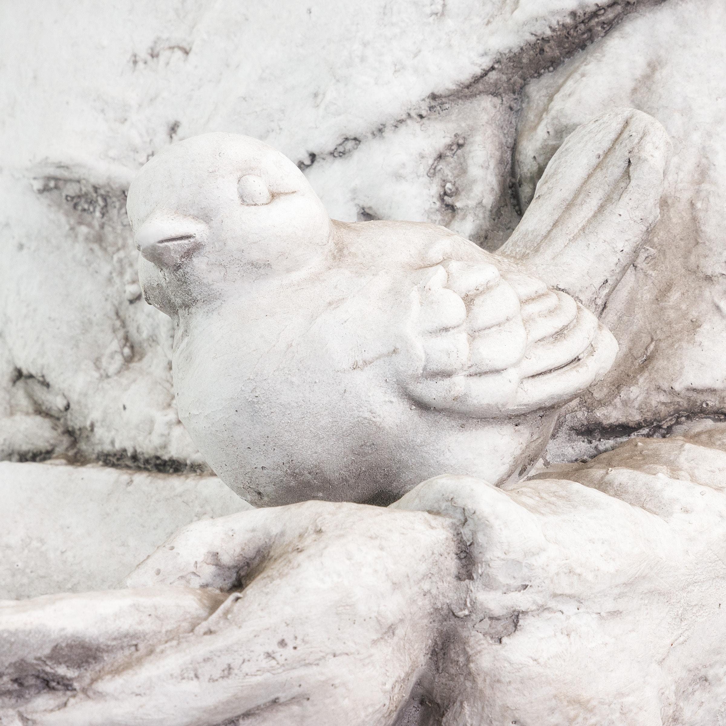 45 in. Tall Outdoor Saint Francis Birdbath Statue Yard Art Decoration, Light Gray