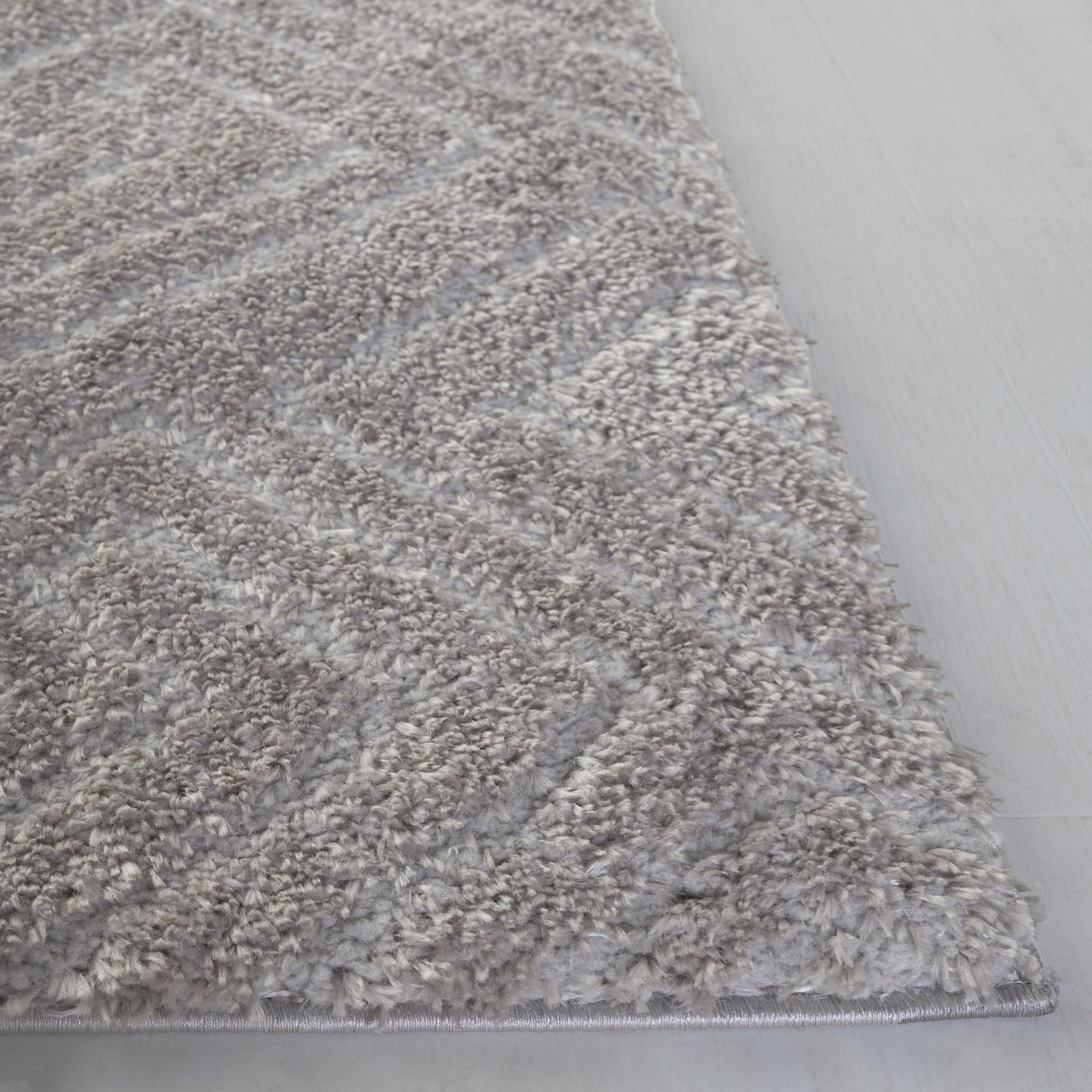 Tahoe Shag THO652 Power Loomed Indoor Area Rug - Grey - 4'x6' - Safavieh