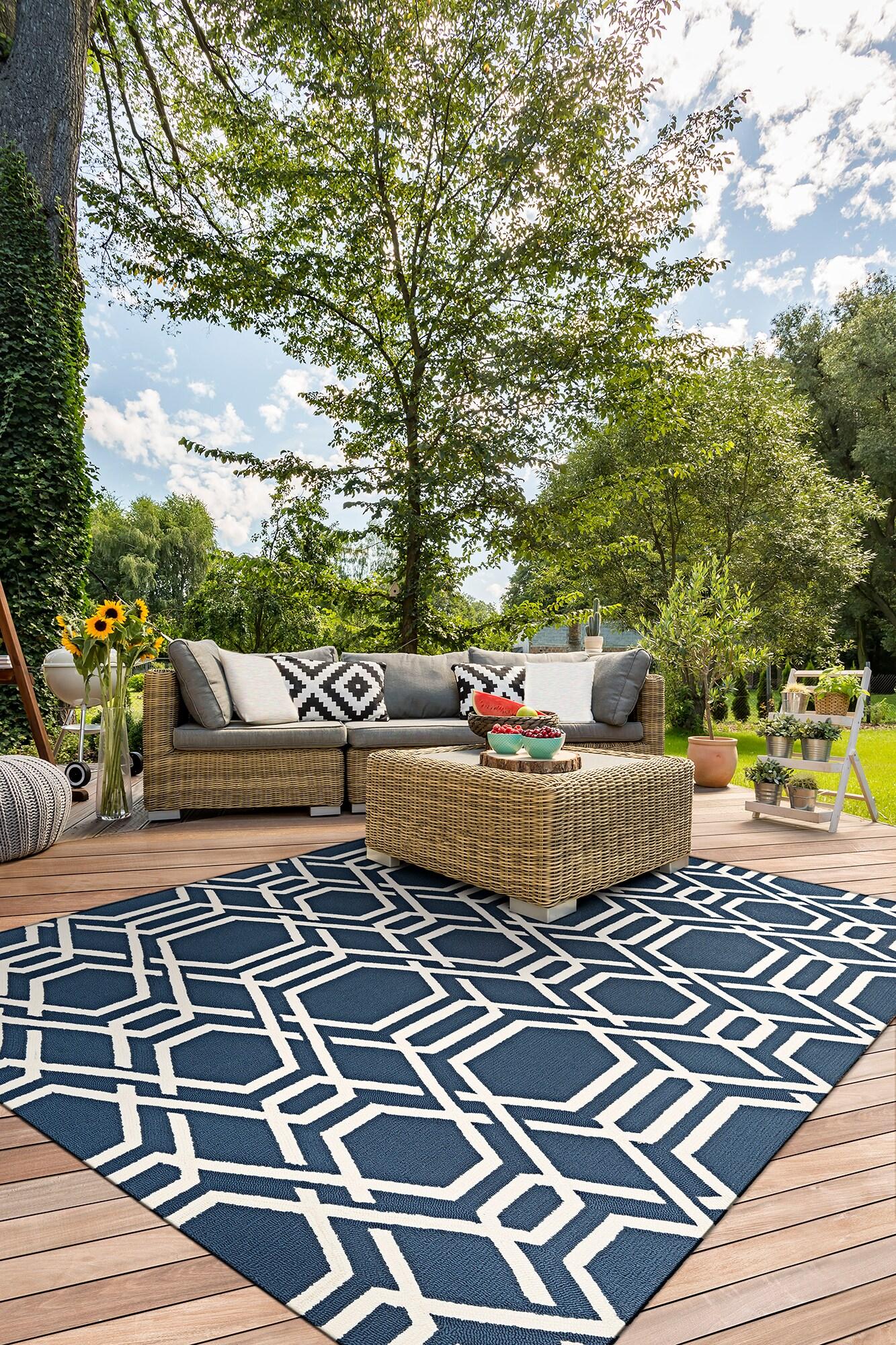 Couristan Covington Ariatta Indoor/Outdoor Area Rug, 3'6" x 5'6", Navy