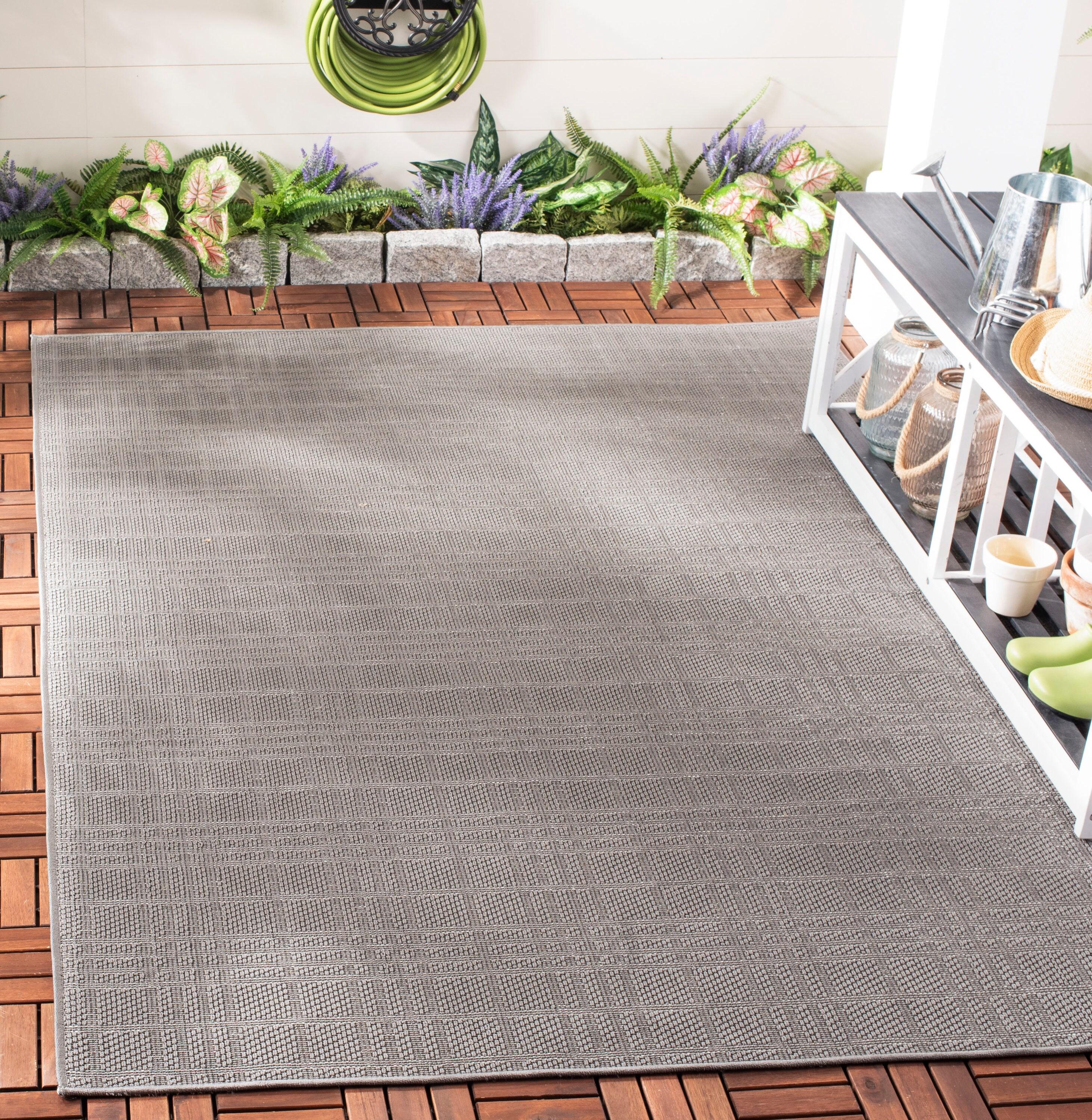Transitional Geometric Gray Flat Woven Indoor-Outdoor Rug - 6'7" x 9'2"
