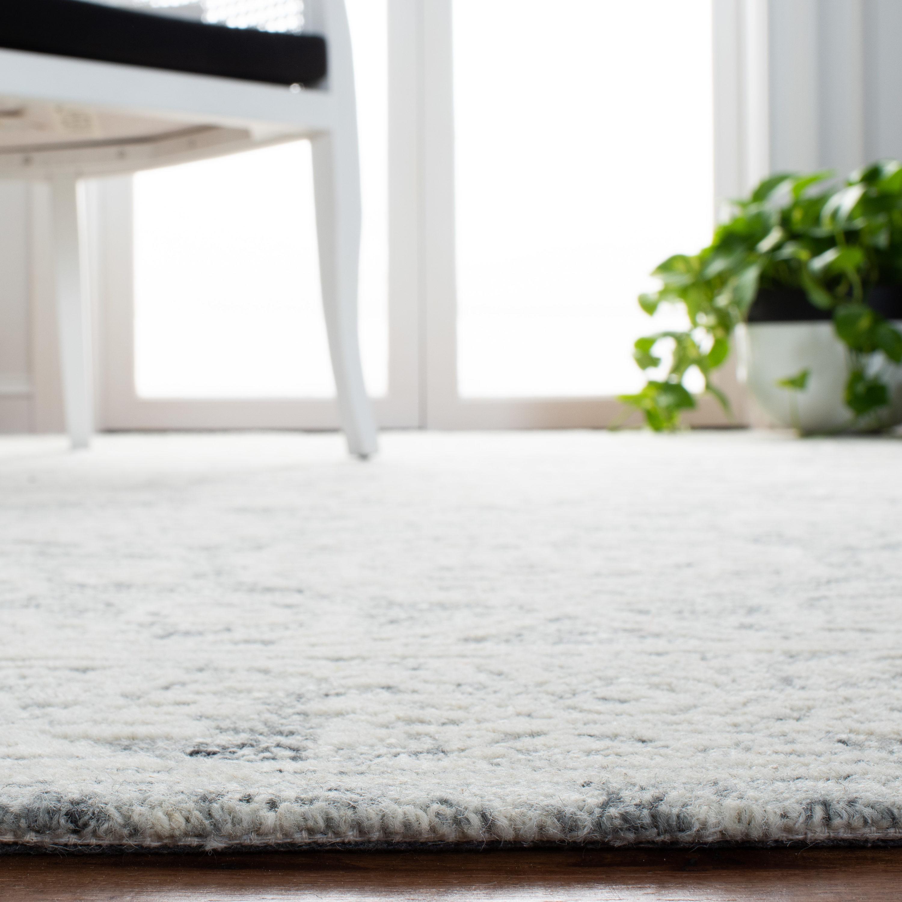 Metro MET806 Hand Tufted Indoor Area Rug - Natural/Grey - 4'x6' - Safavieh