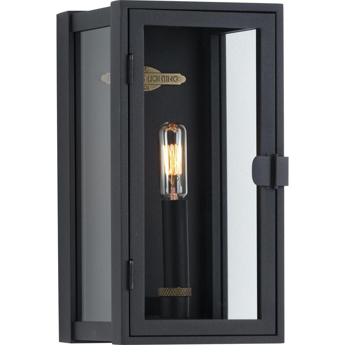 Stature Wall Light