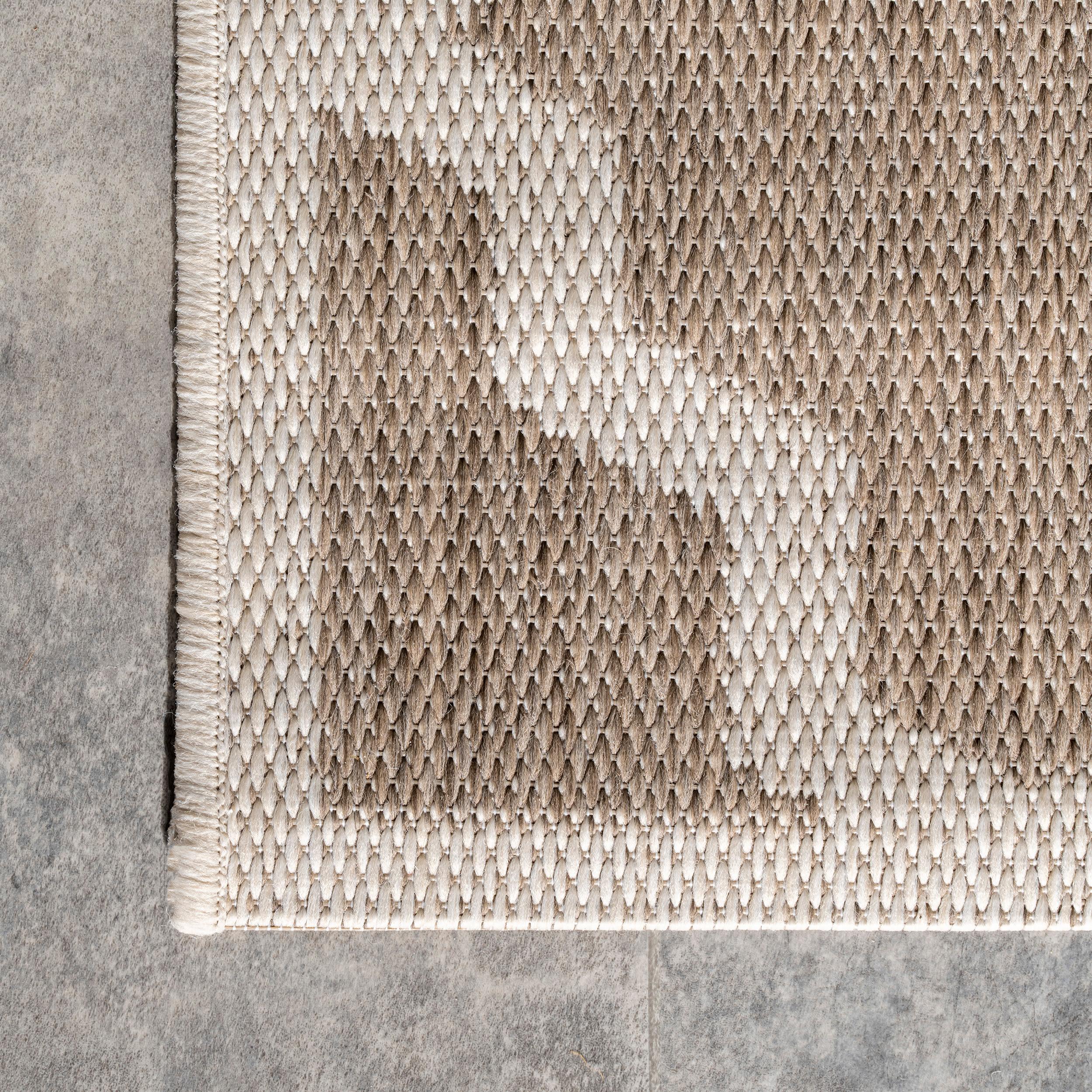 Nuloom Gina Trellis 4x6 Indoor/Outdoor Area Rug for Living Room Patio Deck Front Porch Kitchen, Taupe/Ivory
