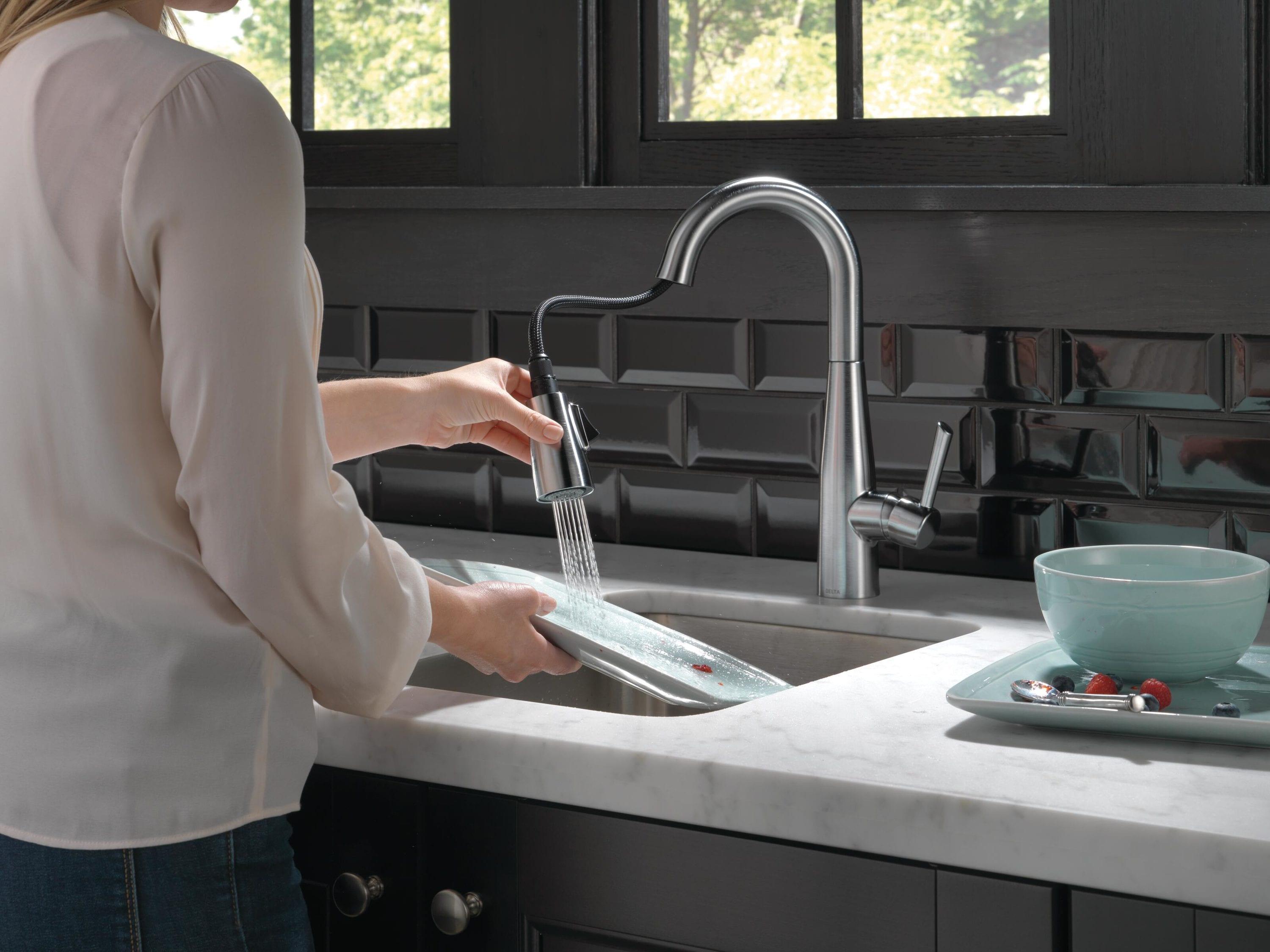 Essa Pull Down Sprayer Bar Faucet, Single Handle Prep Sink Faucet