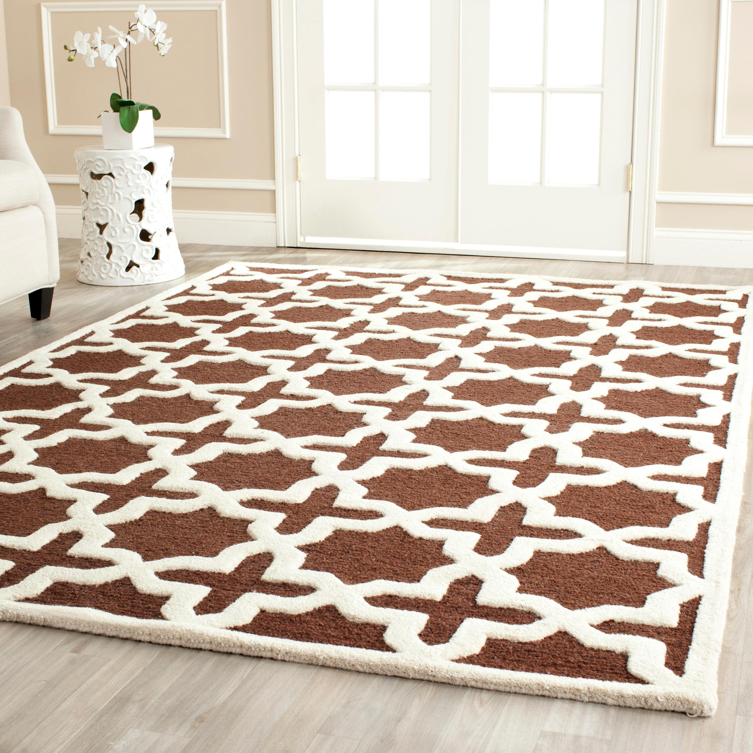 Cambridge CAM125 Tufted Indoor Area Rug - Dark Brown/Ivory - 4'x6' - Safavieh