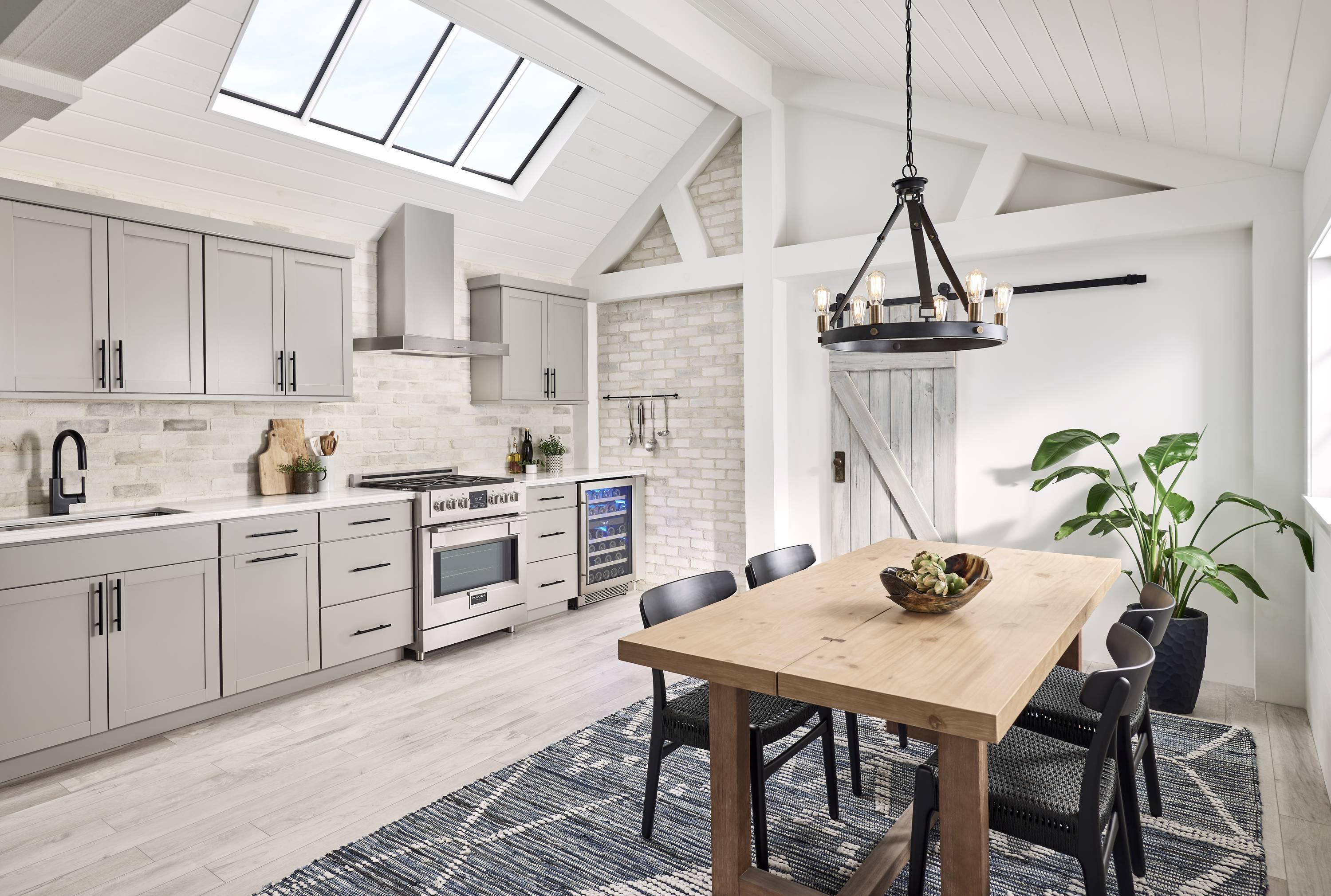 Zephyr 36" Roma 600 CFM Convertible Wall Mount Range Hood in Gray with Nightlight