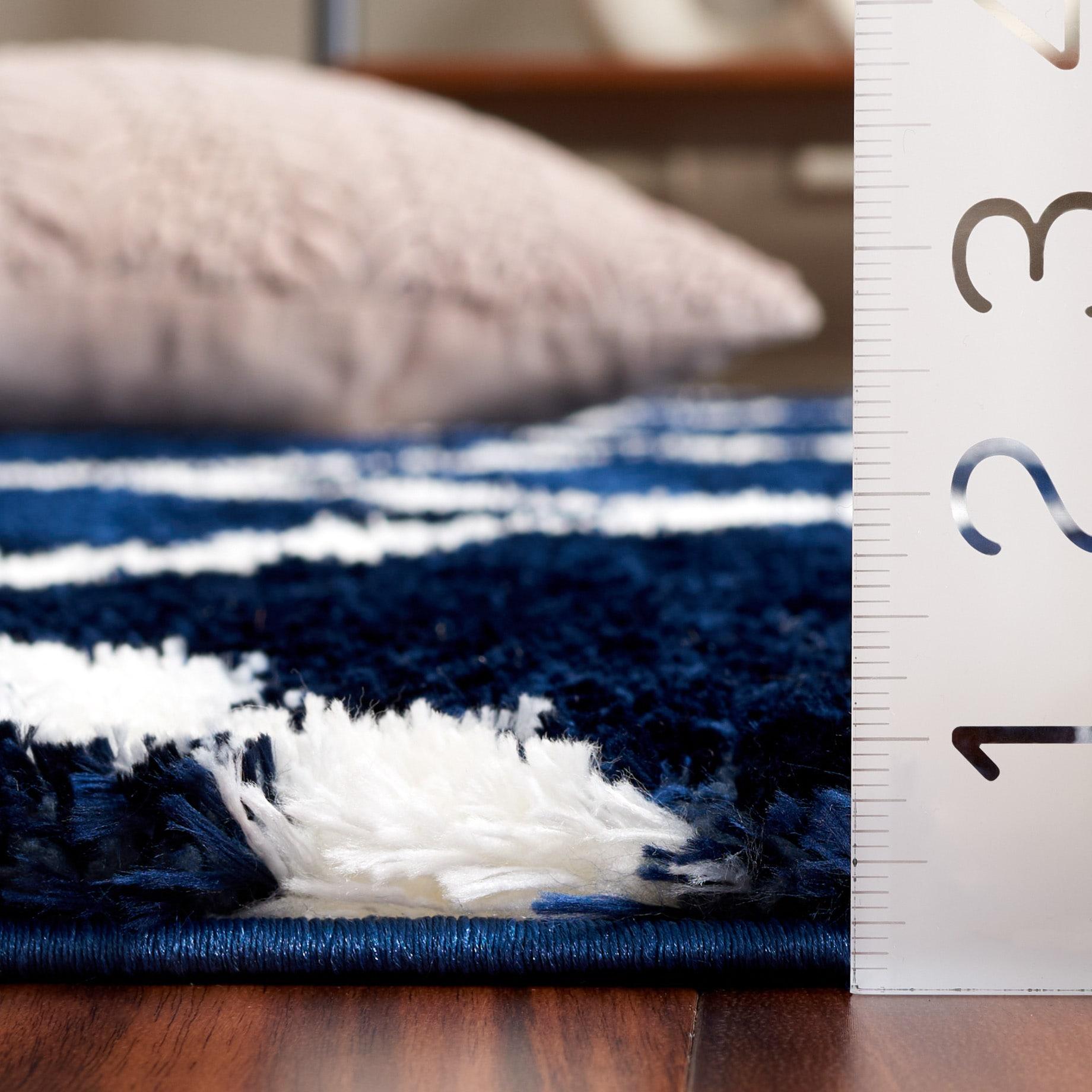 Rosdorf Park Danesha Tahoe Shag Performance Geometric Rug