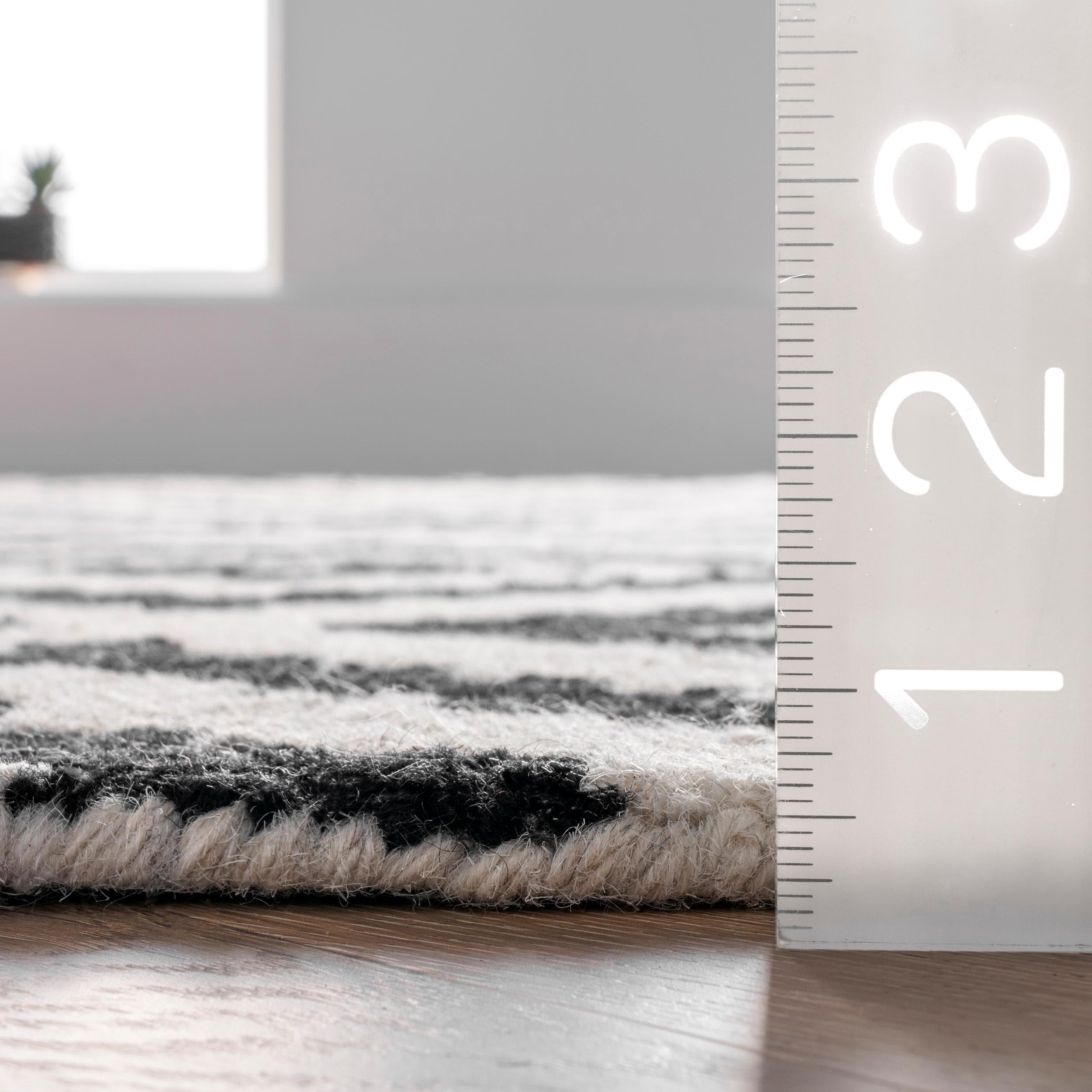 Nuloom Kellee Geometric 3x5 Wool Accent Indoor Area Rug for Living Room Bedroom Dining Room Entryway Kitchen, Beige/Brown