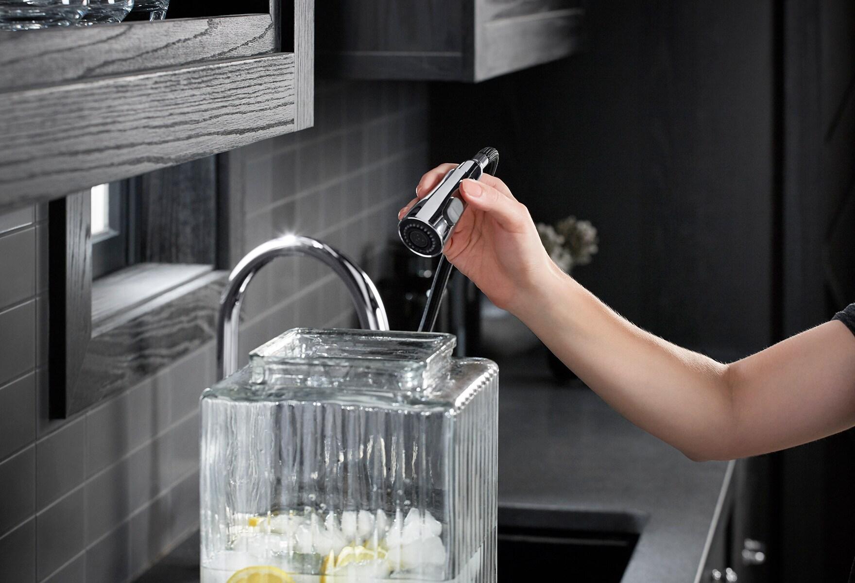 Simplice Touchless Pull-Down Kitchen Sink Faucet with Three-Function Sprayhead