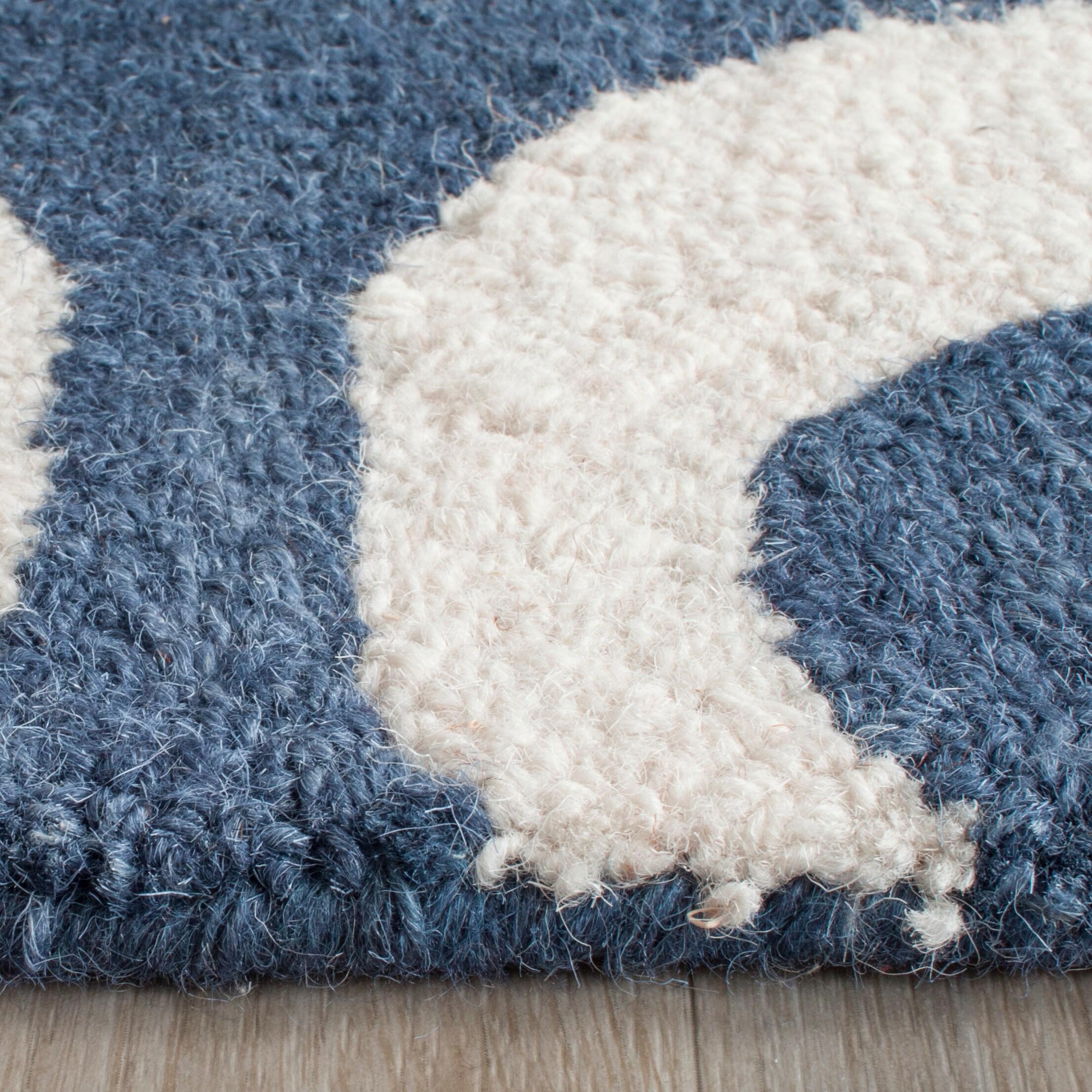 Dip Dye DDY536 Hand Tufted Area Rug - Navy/Ivory - 4'x6' - Safavieh.