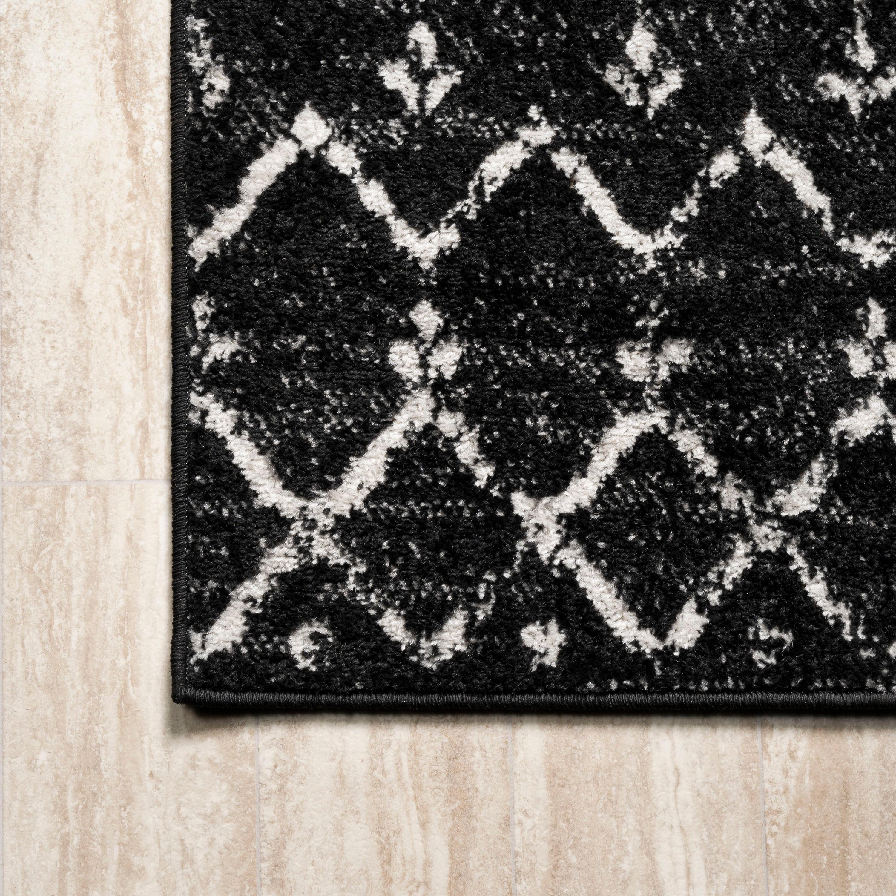 Moroccan Hype Boho Vintage Diamond Area Rug - JONATHAN Y