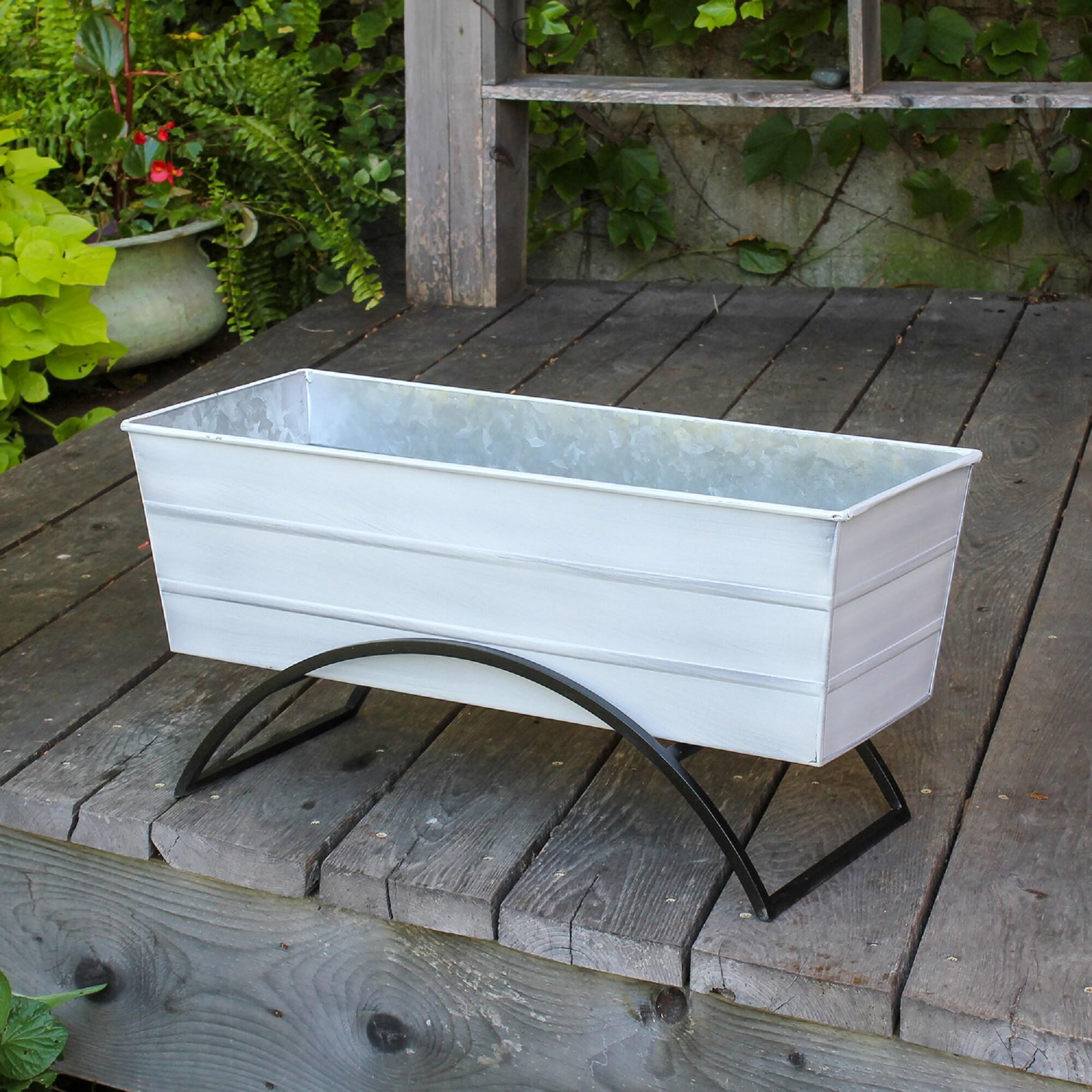 Dyann Metal Planter Box