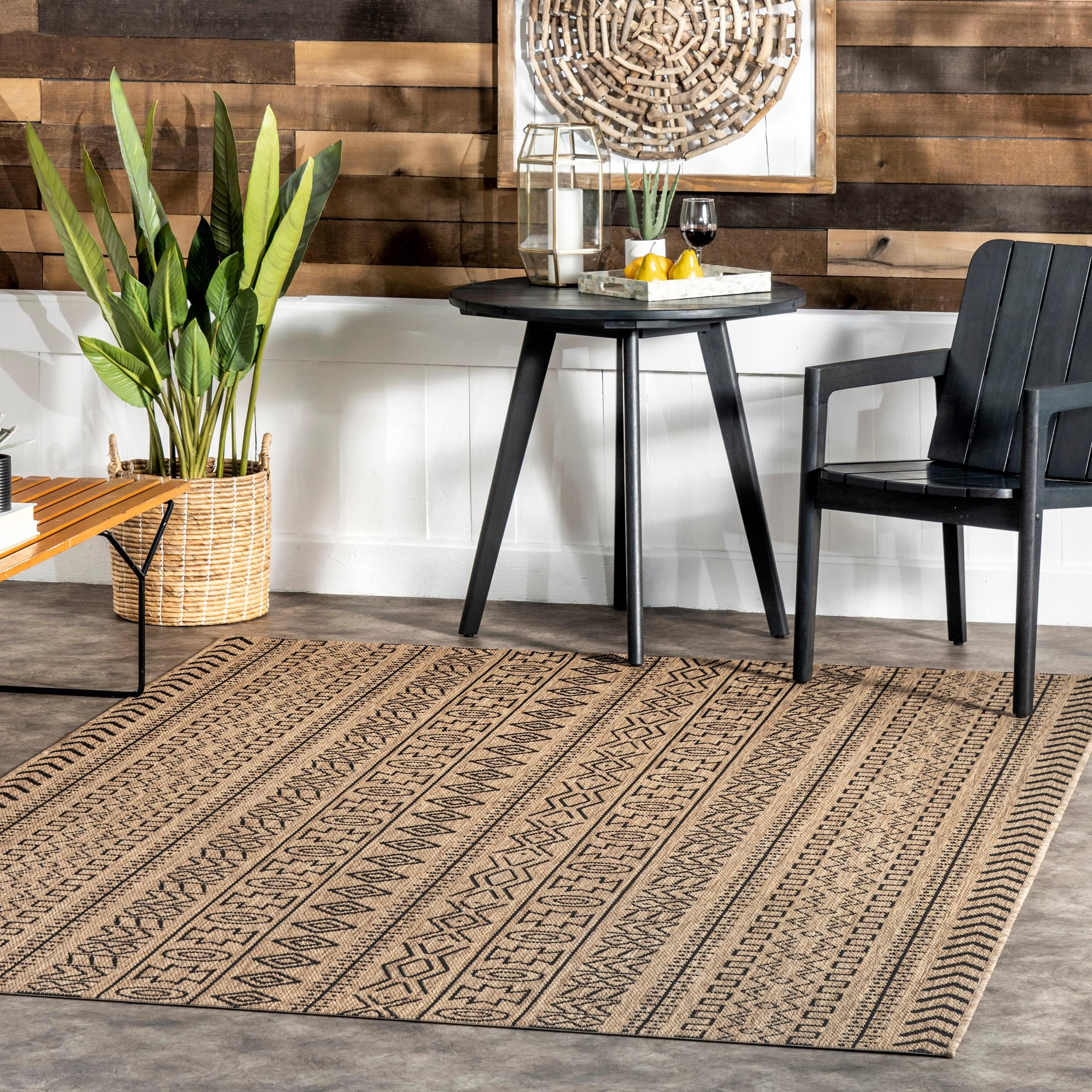 Nuloom Indoor and Outdoor Jamie Area Rug 5x7, Brown