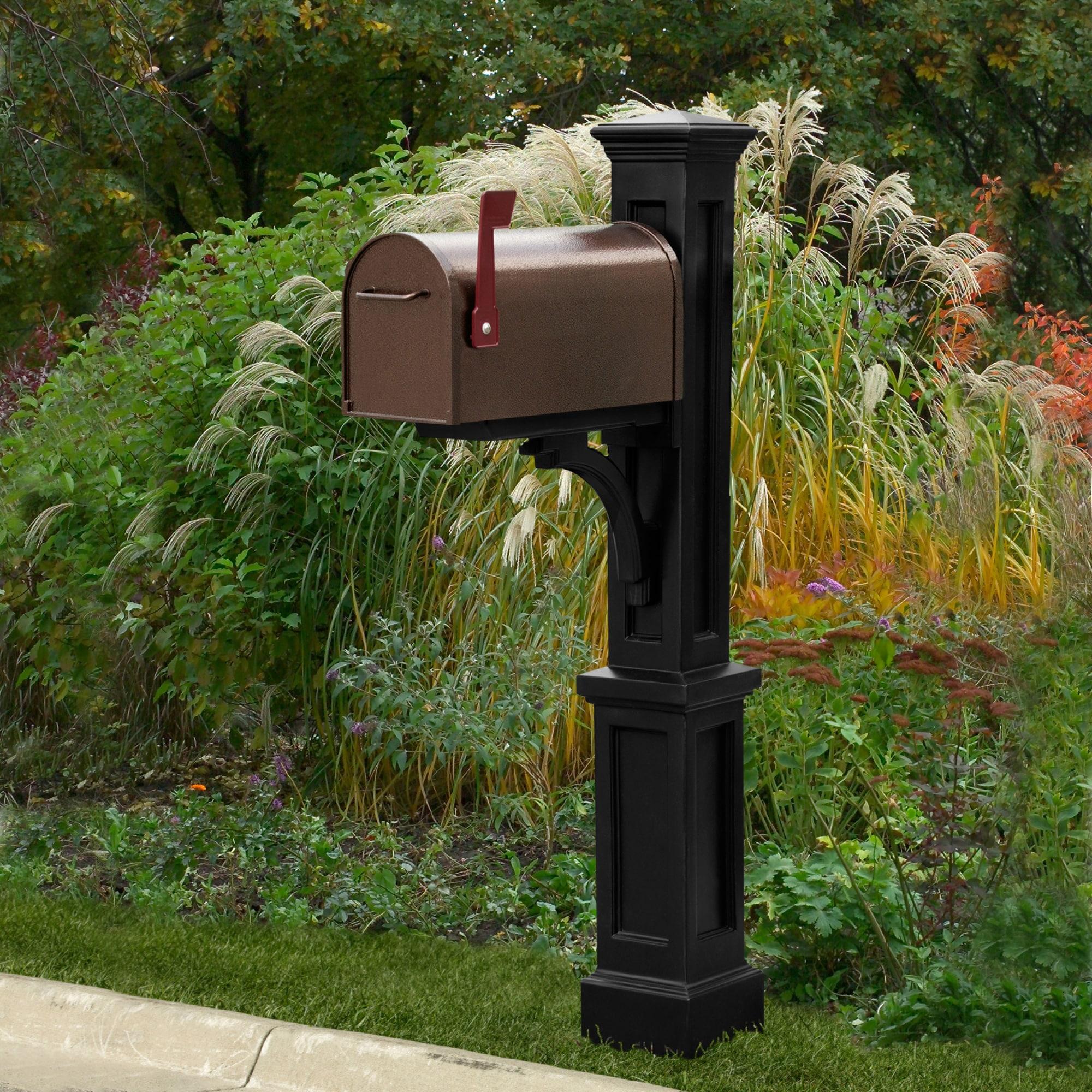 Newport Black Polyethylene Mail Post with Arm