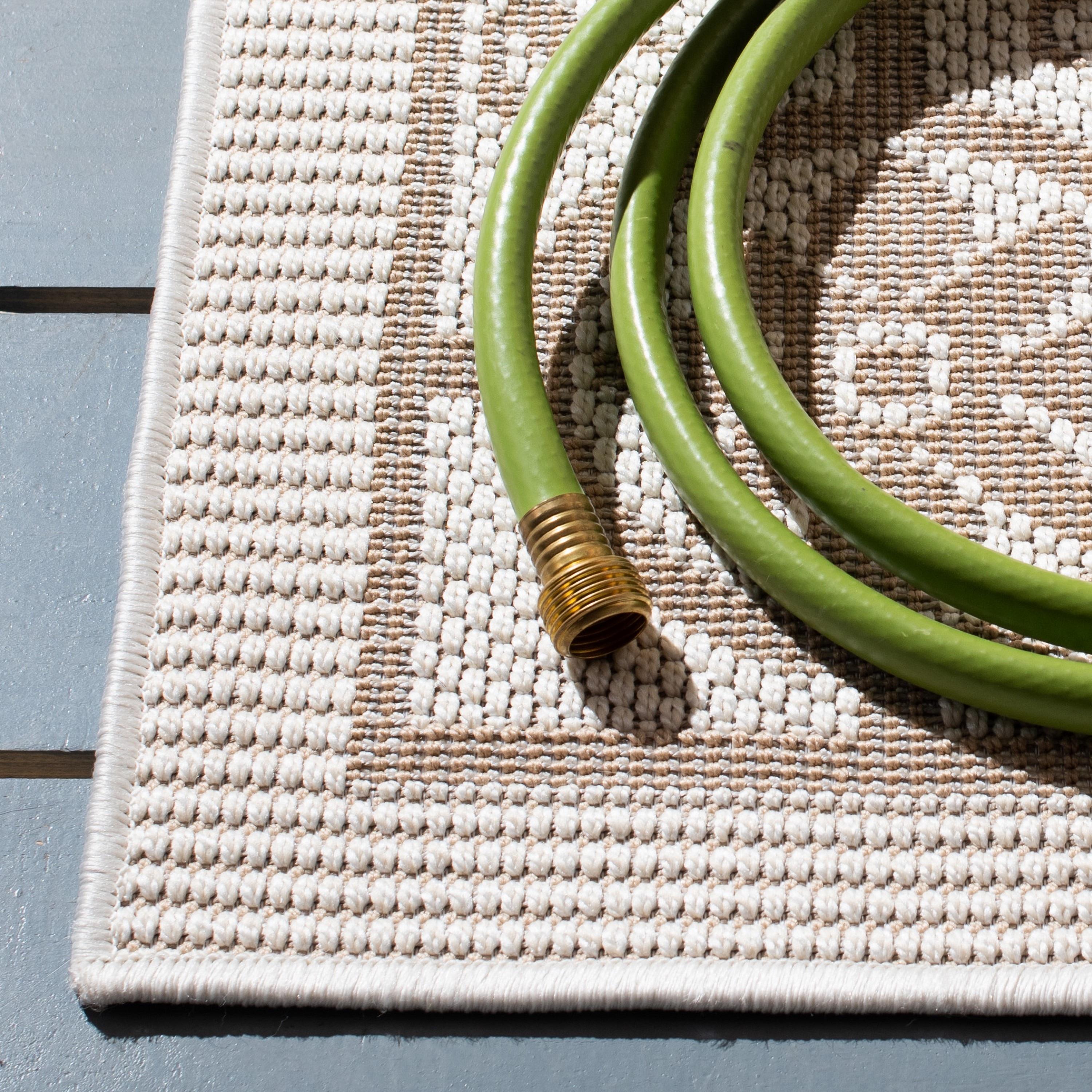 Bermuda BMU815 Power Loomed Indoor/Outdoor Machine Washable Area Rug - Ivory/Beige - 5'3"x7'6" - Safavieh