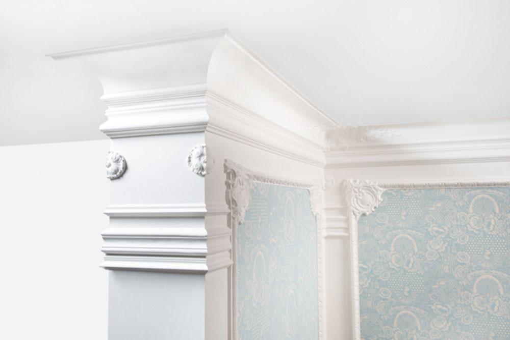 Orac Decor 7-1/4 in x 7-1/4 in x 78-3/4 in Primed White High Density Polyurethane Crown Moulding