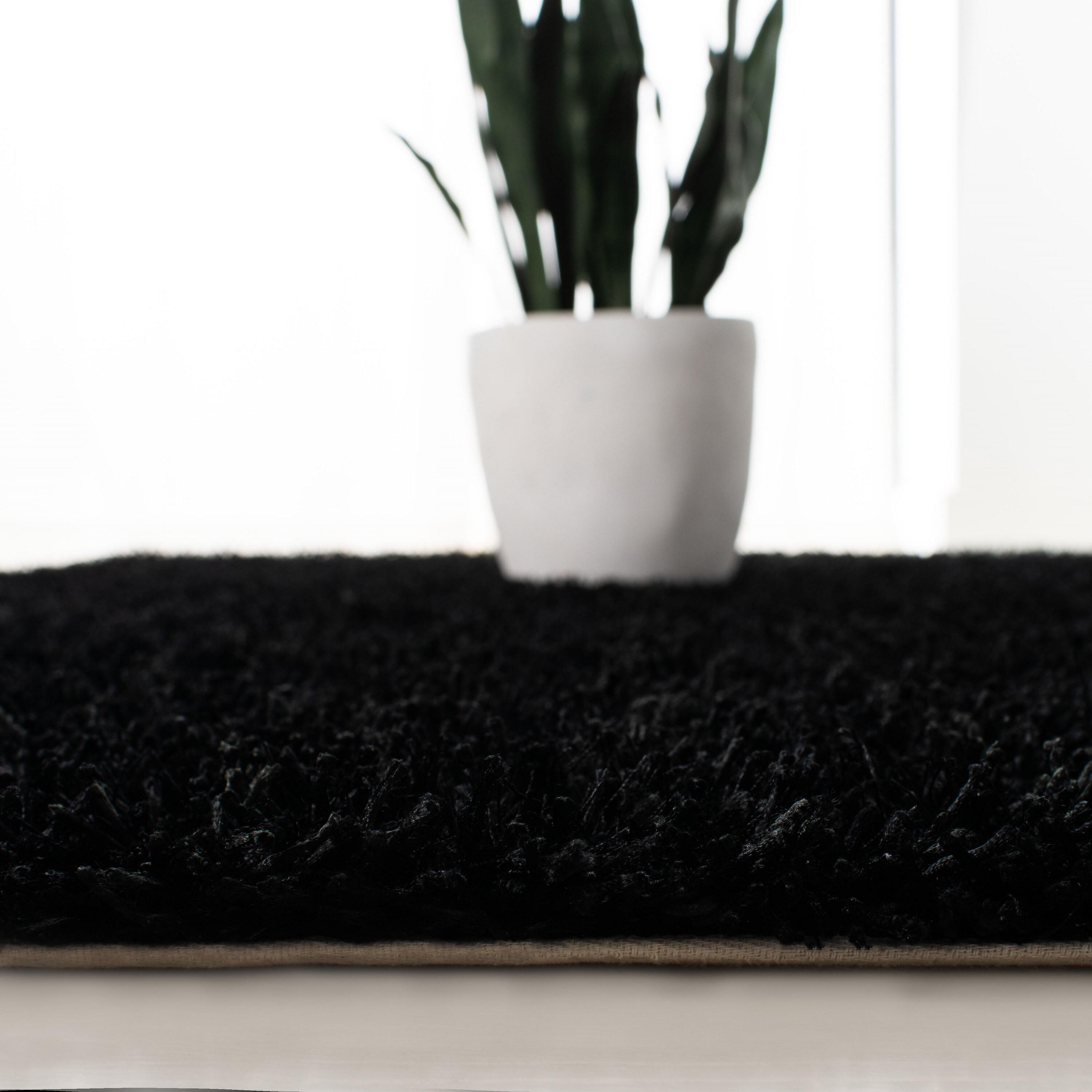 New Orleans Shag SG531 Hand Tufted Indoor Accent Rug - Black/Black - 4'x6' - Safavieh