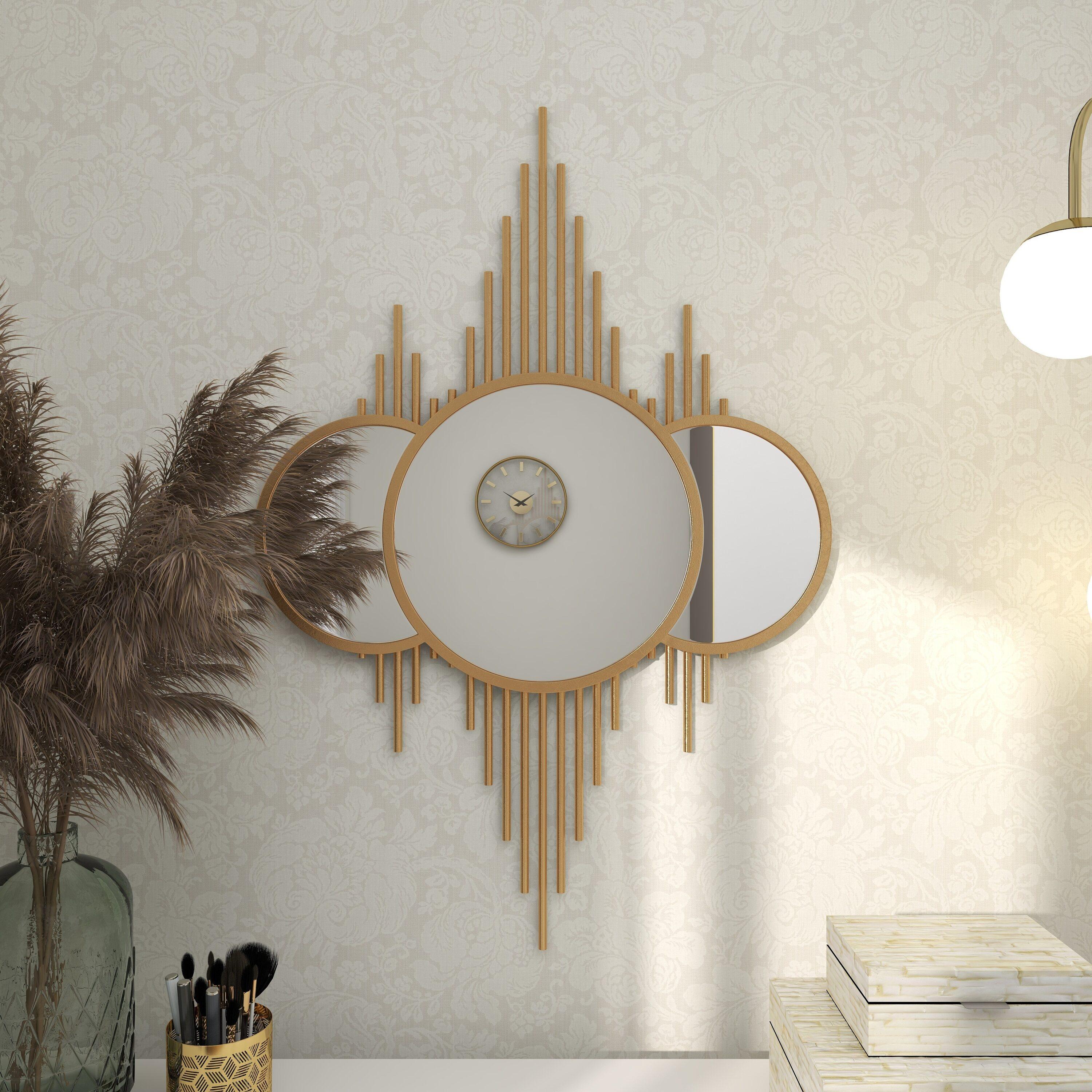 CosmoLiving by Cosmopolitan 3 Overlapping Round Gold Metal, Glamorous and Contemporary Wall Mirror, 27"W x 39"H