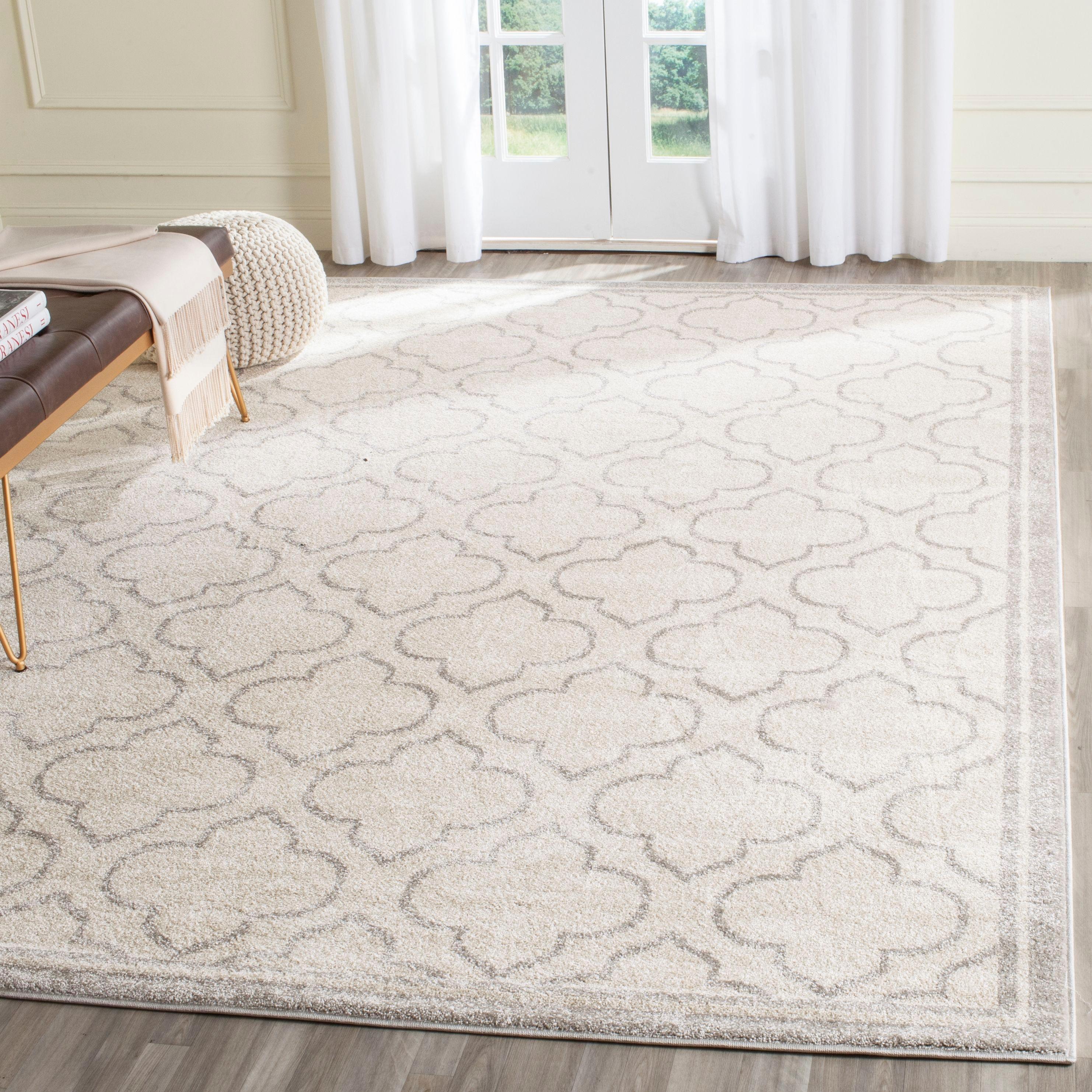 Amherst AMT412 Power Loomed Area Rug - Ivory/Light Grey - 7'x7' - Safavieh.