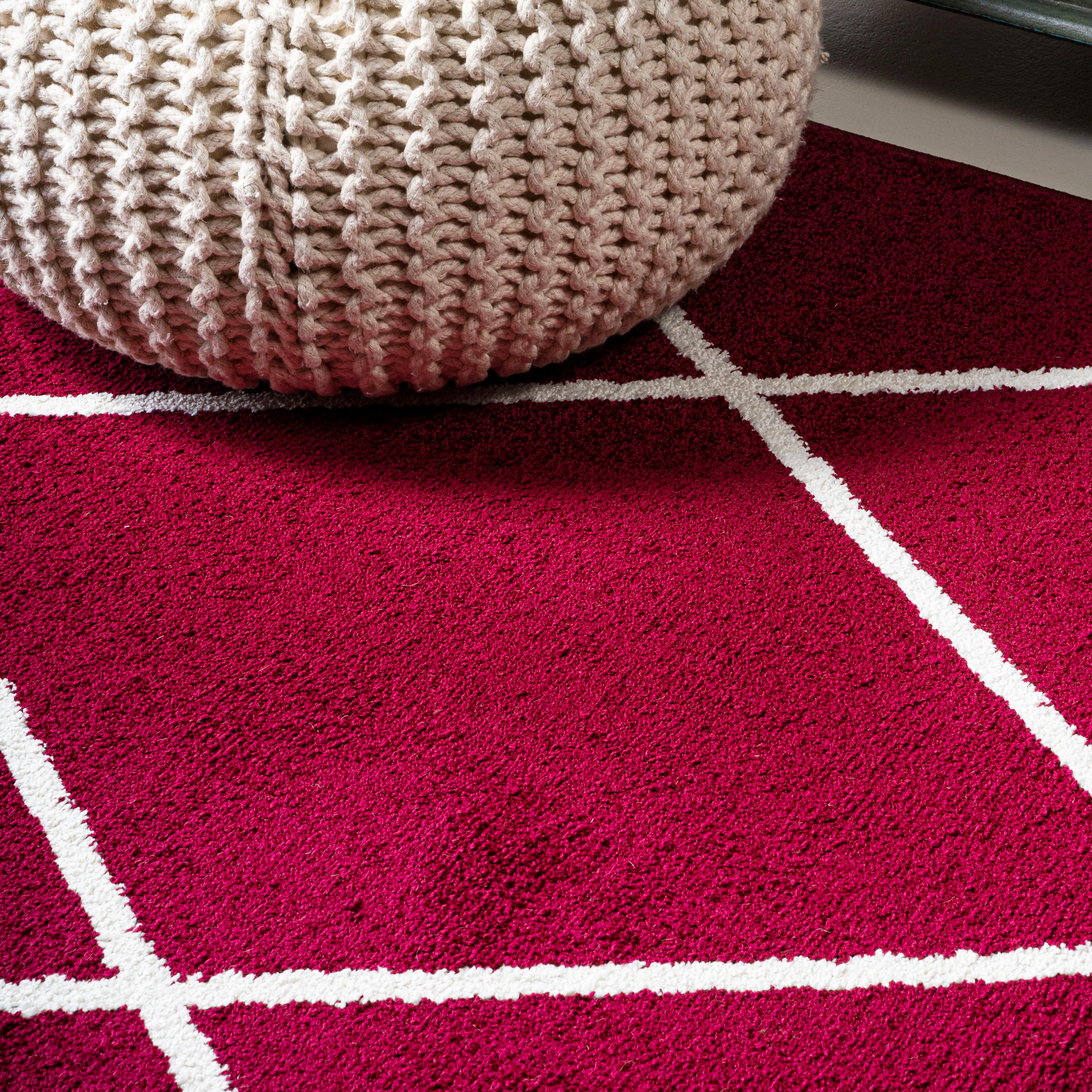 4'x6' Cole Minimalist Diamond Trellis Area Rug, Red/White - JONATHAN Y