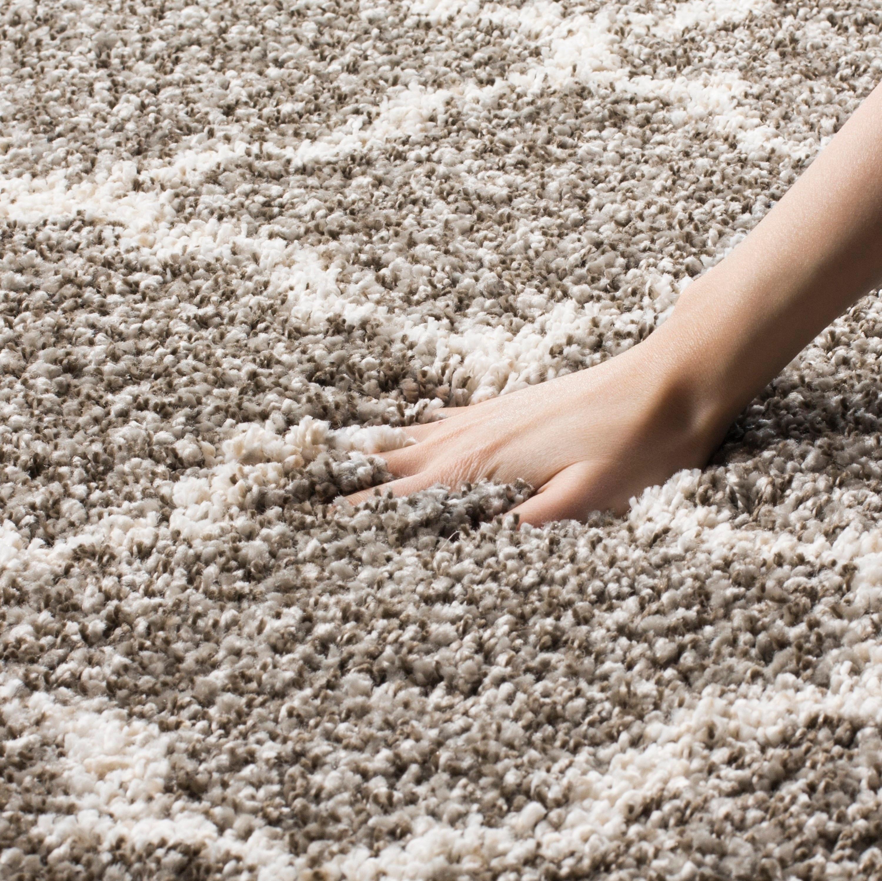 Hudson Shag SGH282 Power Loomed Indoor Area Rug - Grey/Ivory - 6'x9' - Safavieh